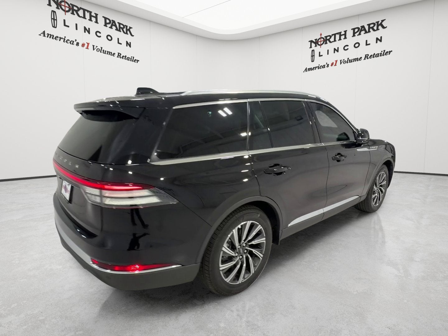 2027 Lincoln Aviator Premiere