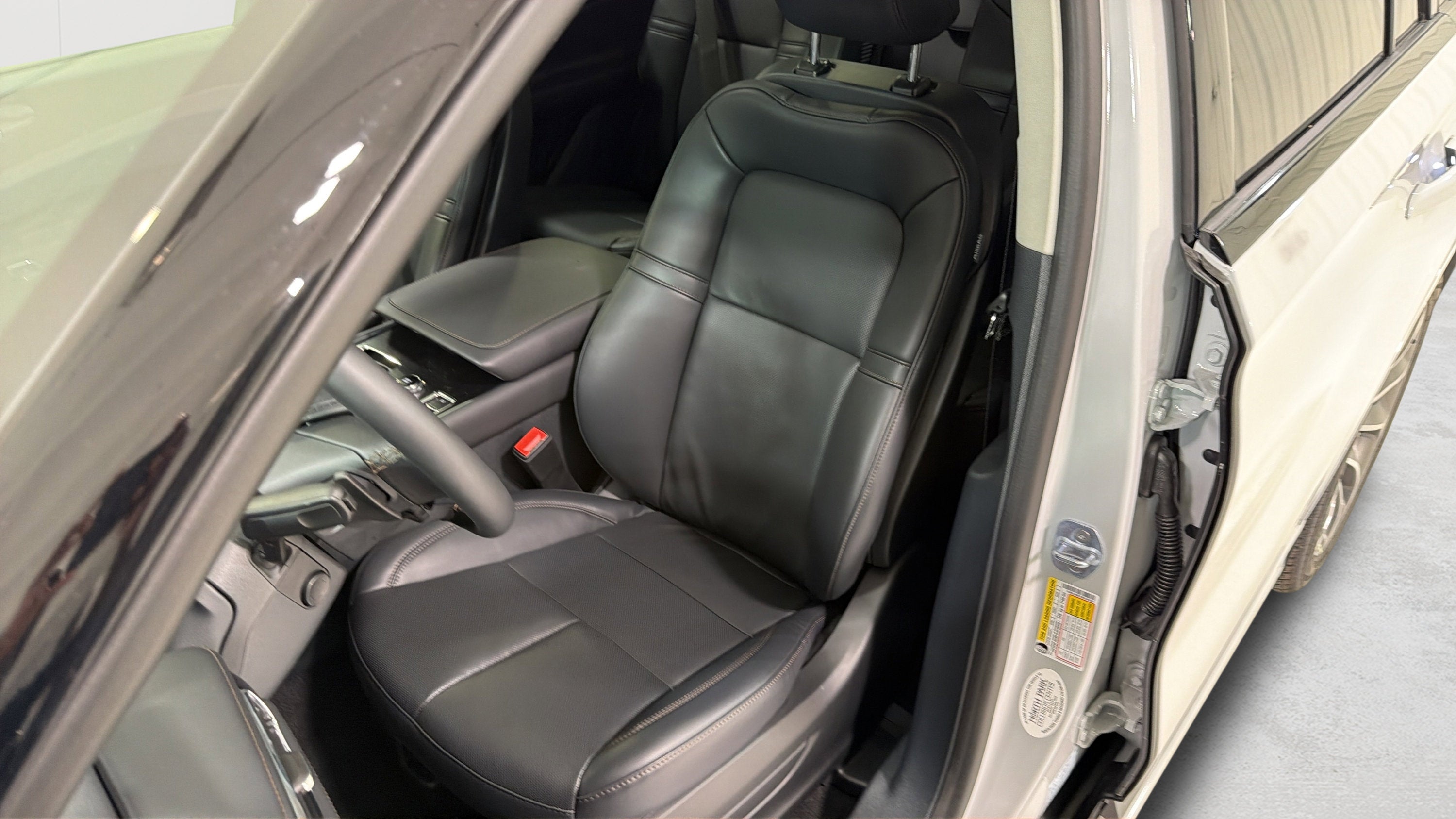 2027 Lincoln Aviator Premiere
