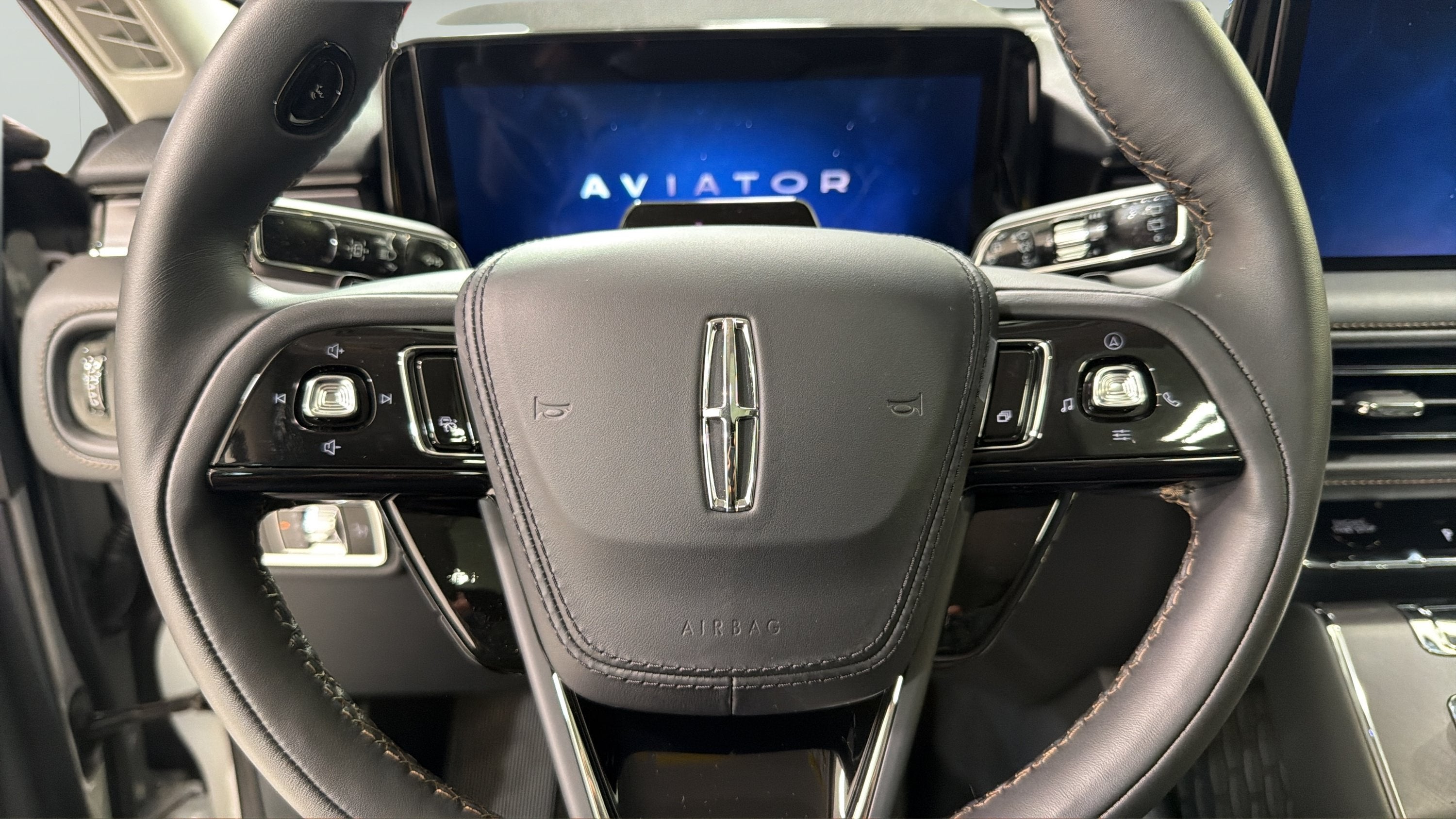 2027 Lincoln Aviator Premiere