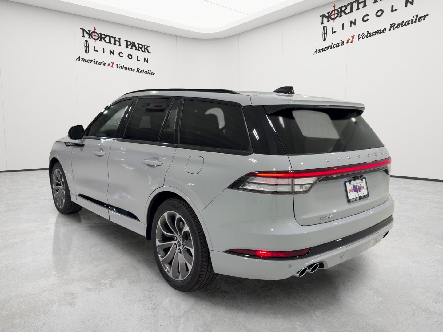 2027 Lincoln Aviator Premiere