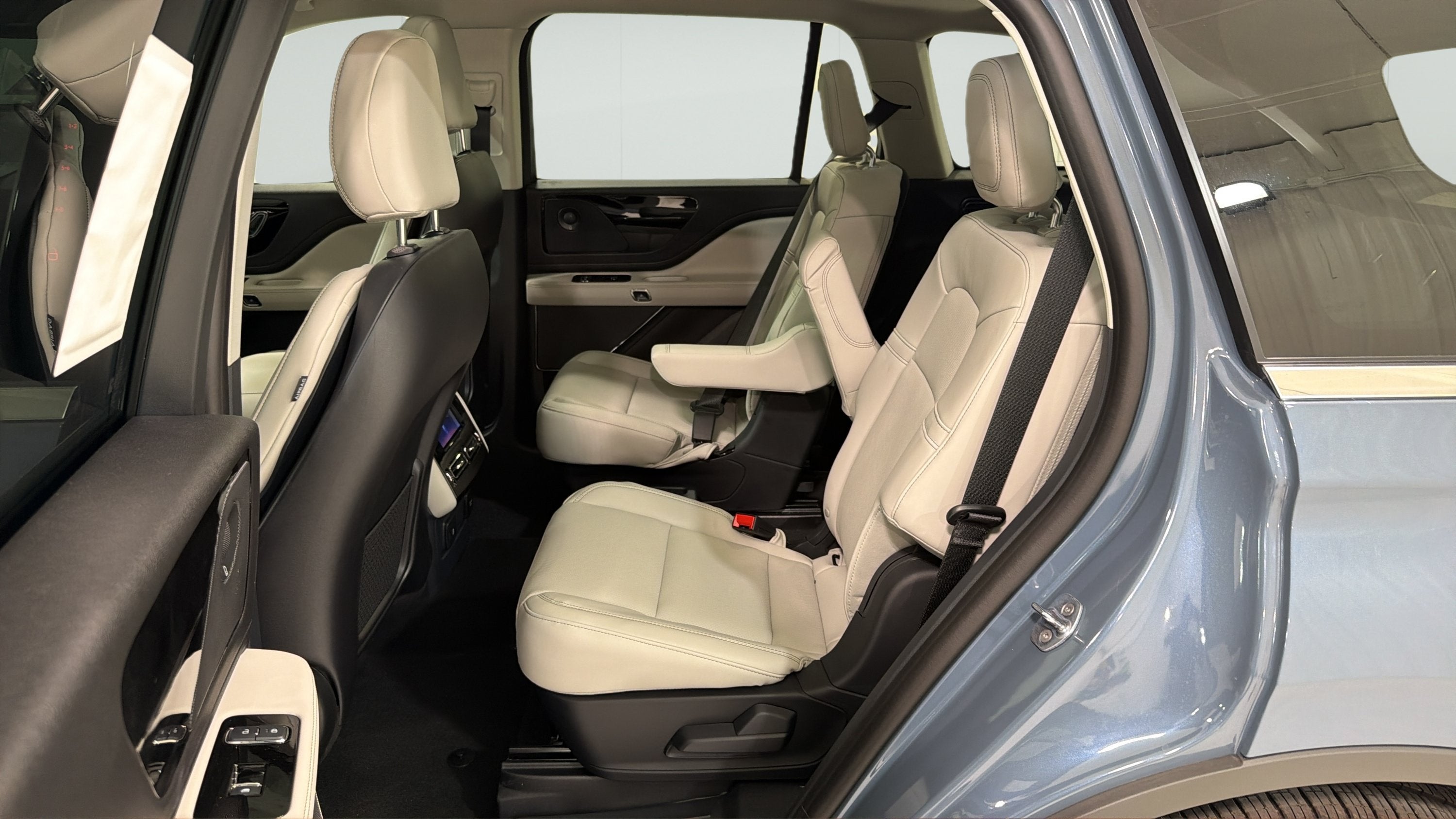 2027 Lincoln Aviator Premiere