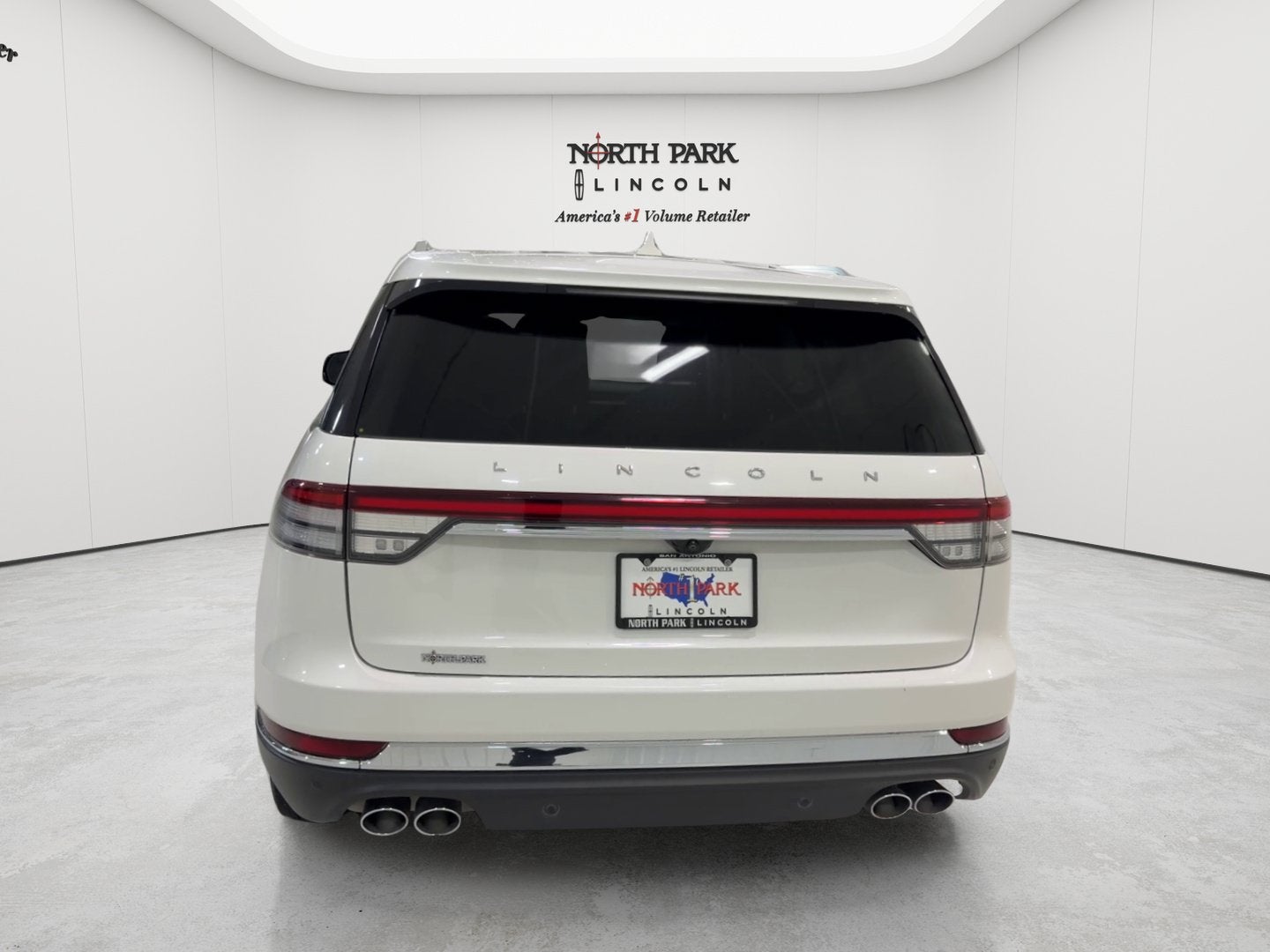 2023 Lincoln Aviator Standard