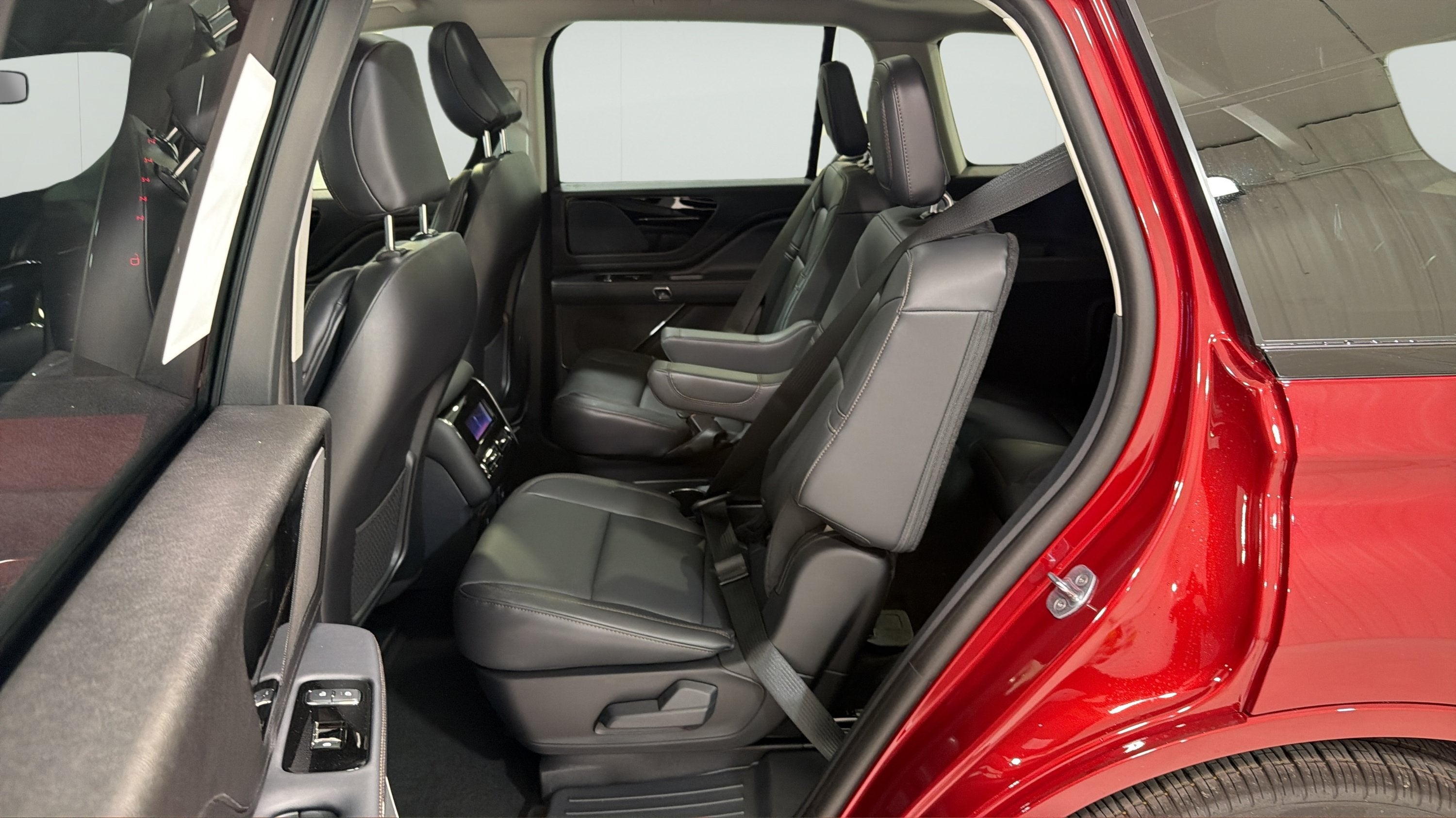 2027 Lincoln Aviator Premiere