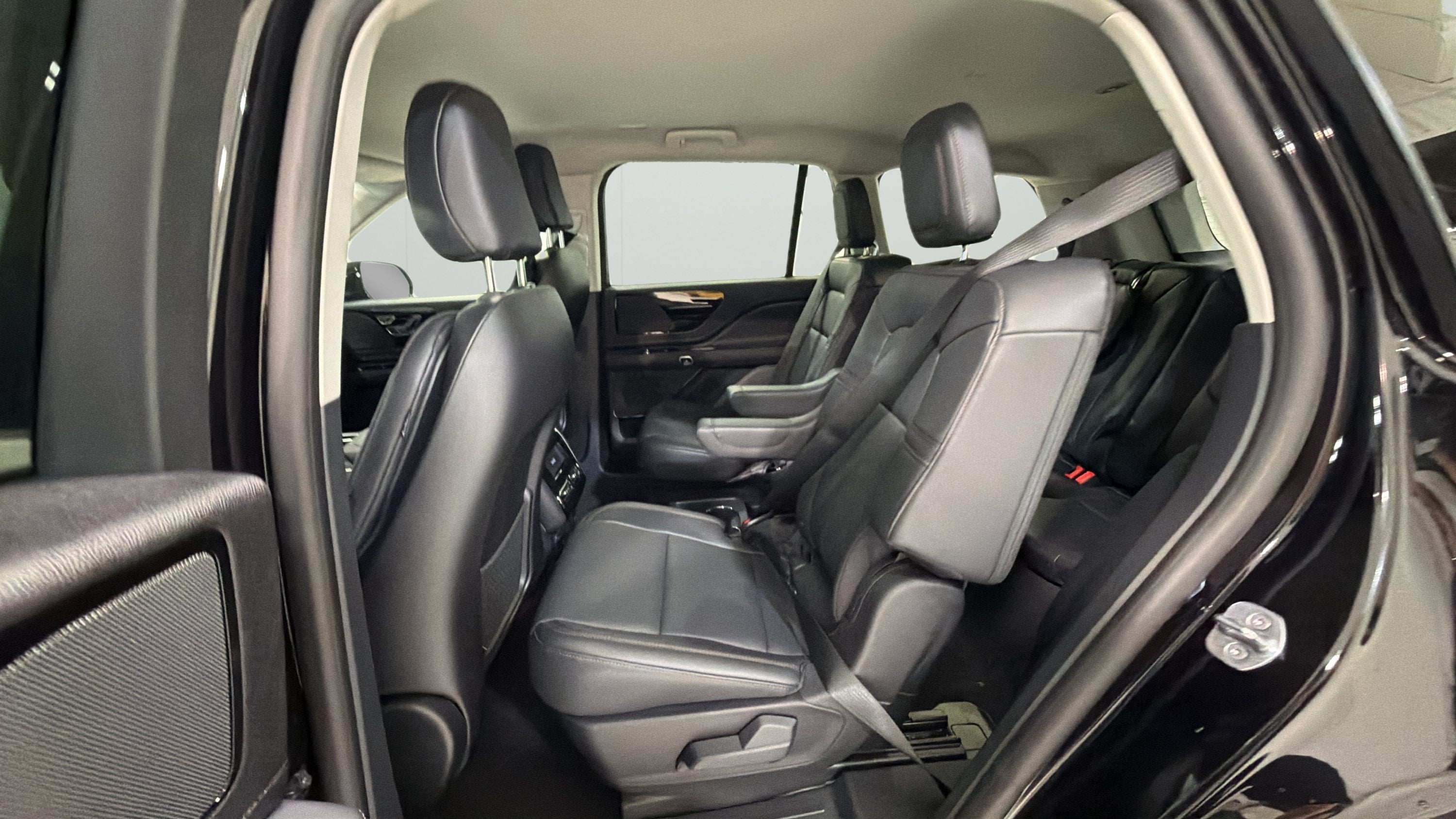 2027 Lincoln Aviator Premiere