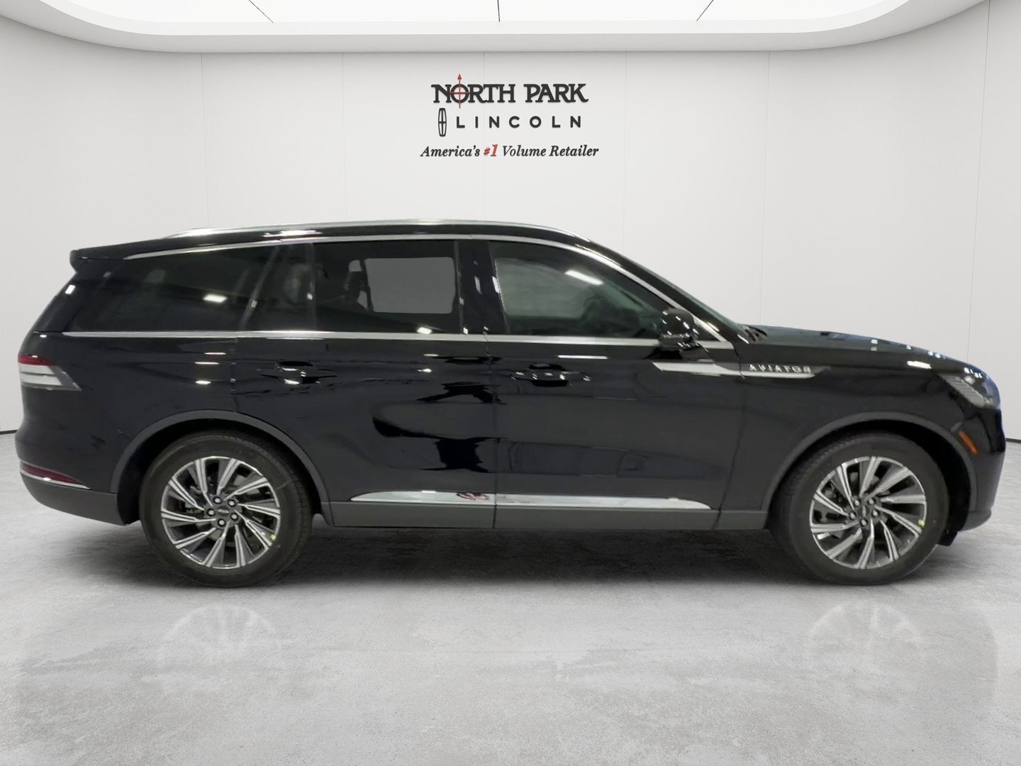 2027 Lincoln Aviator Premiere
