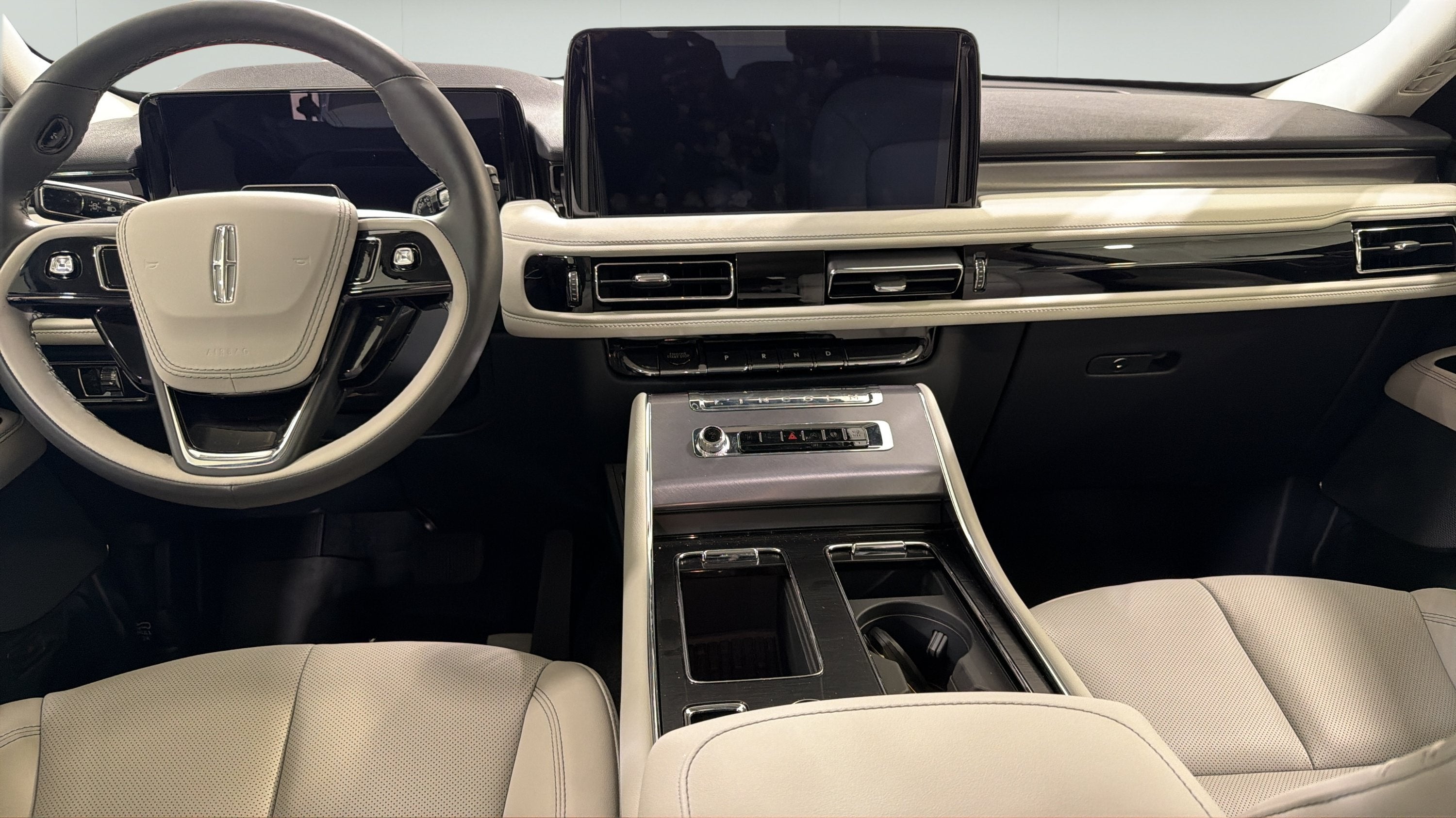 2027 Lincoln Aviator Premiere