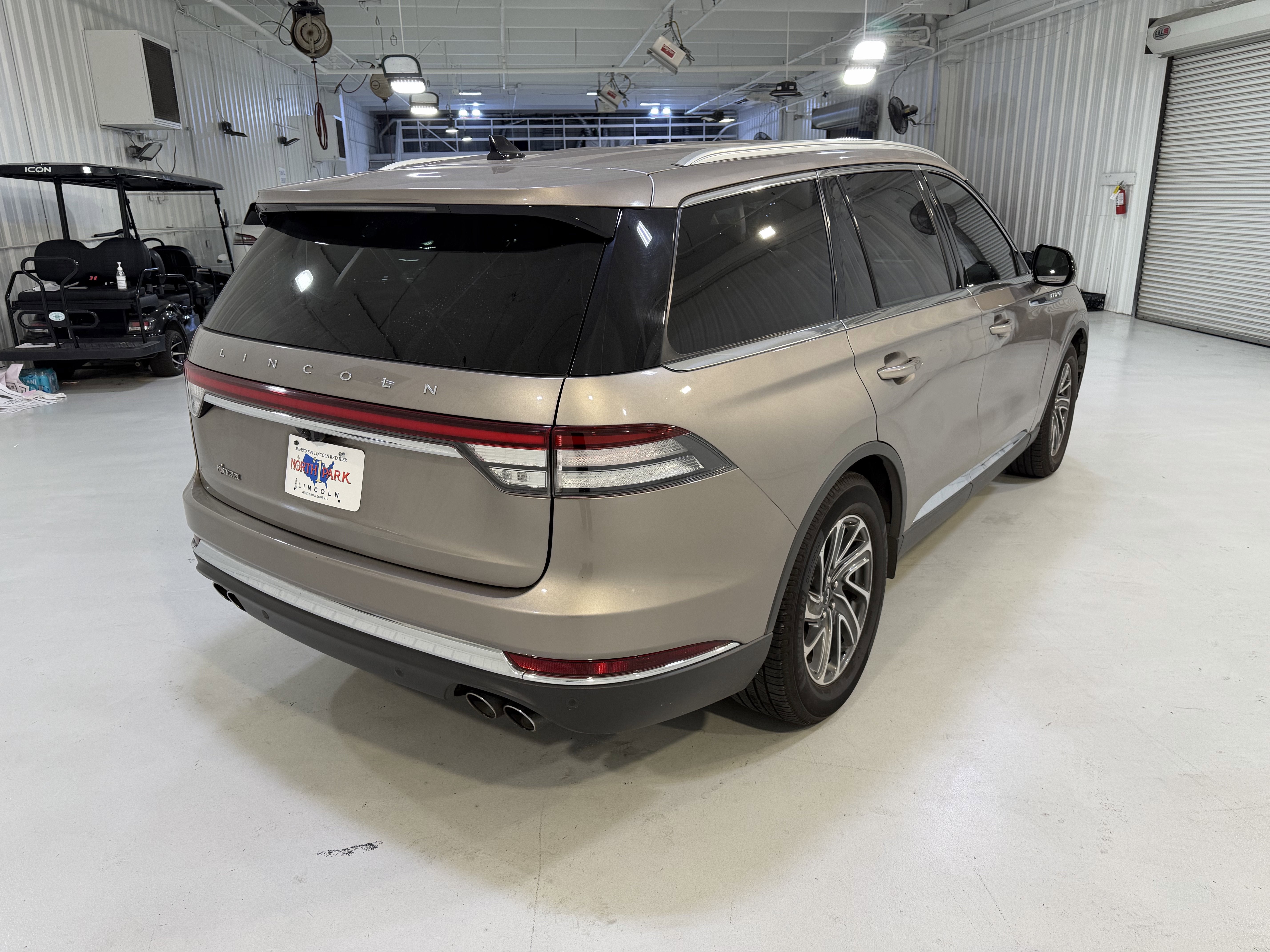 2021 Lincoln Aviator Standard