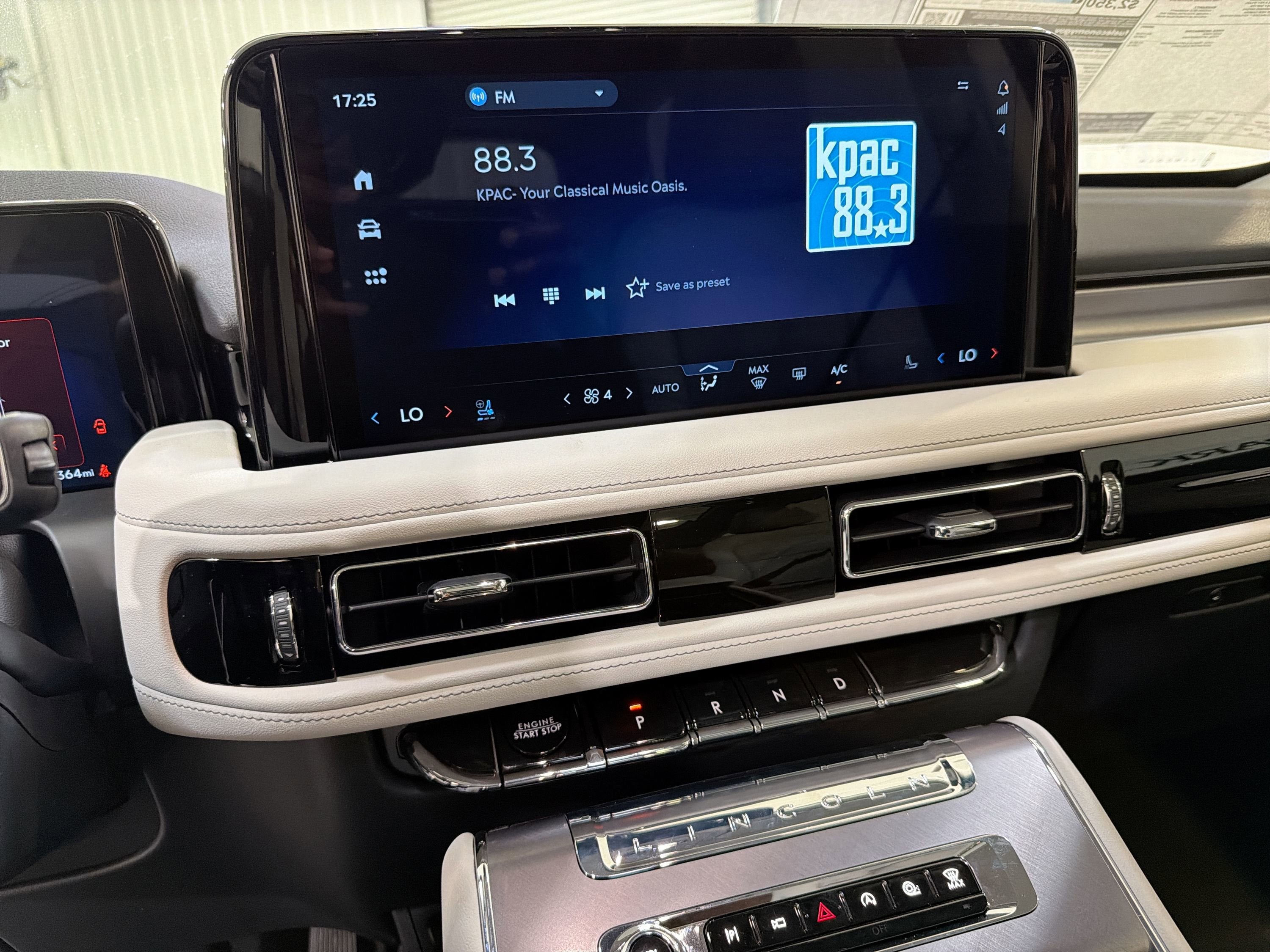 2026 Lincoln Aviator Premiere