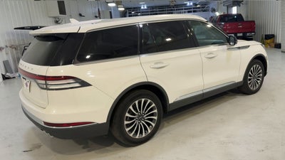 2022 Lincoln Aviator Standard
