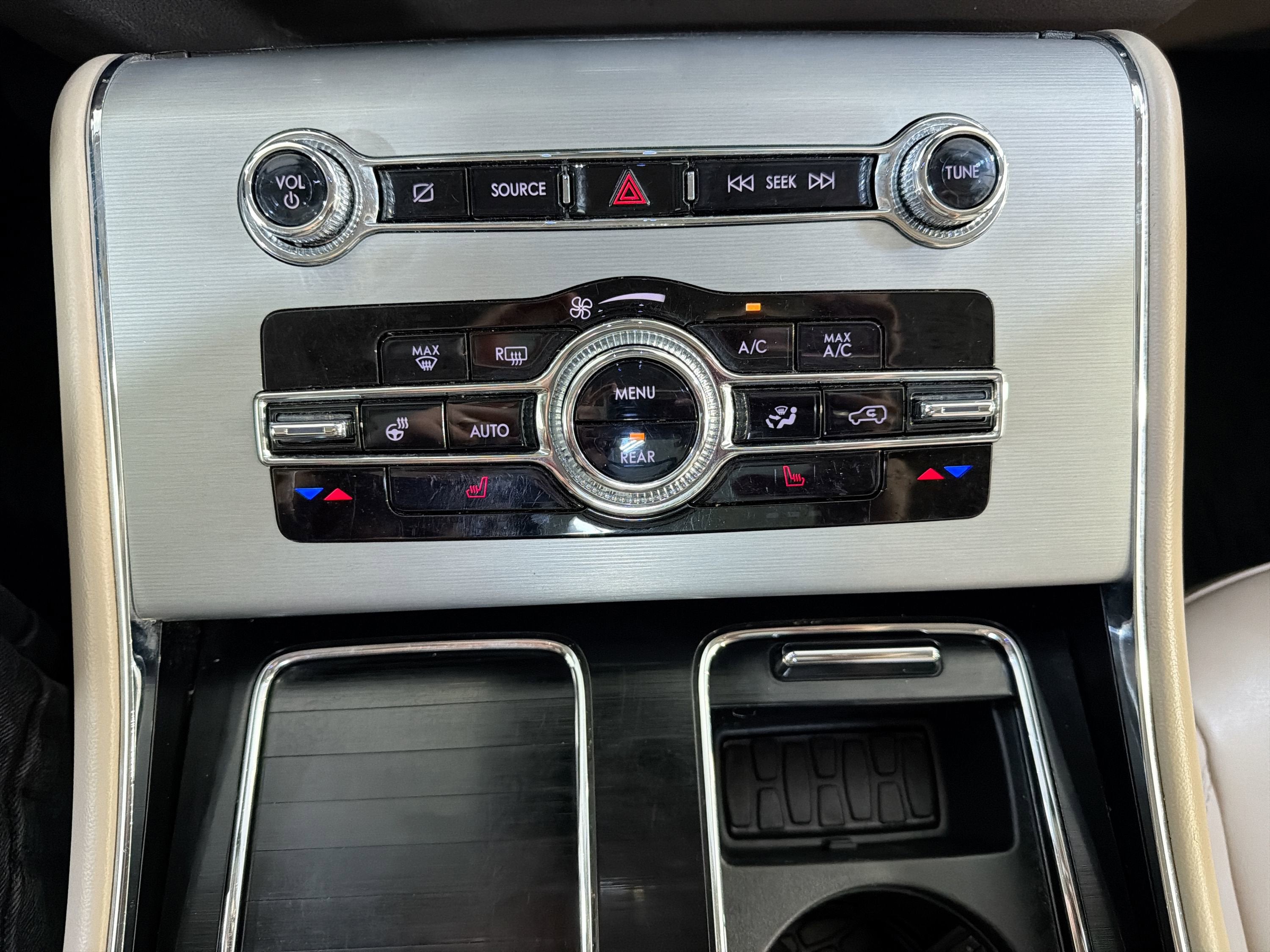 2023 Lincoln Aviator Standard