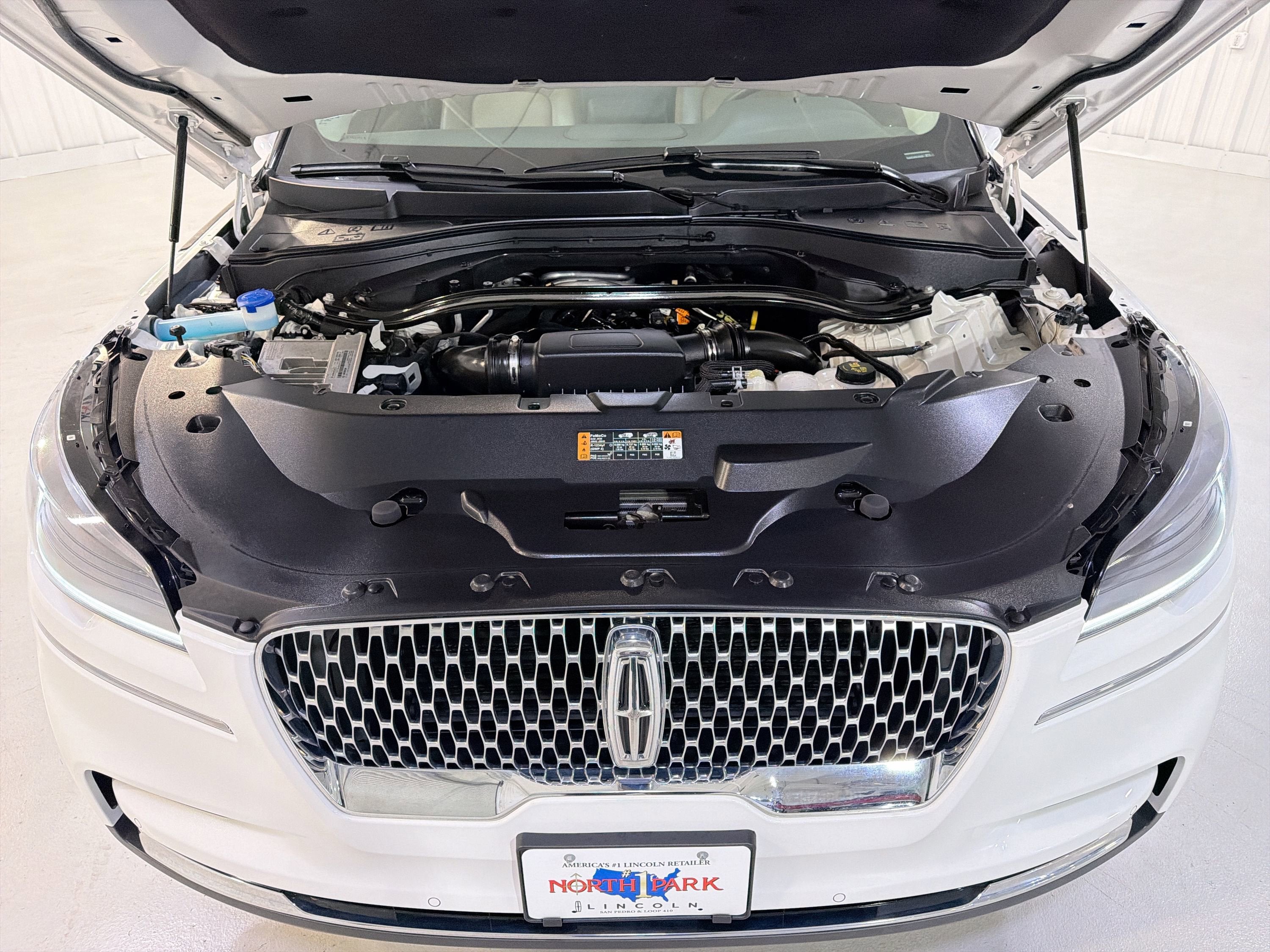 2023 Lincoln Aviator Standard