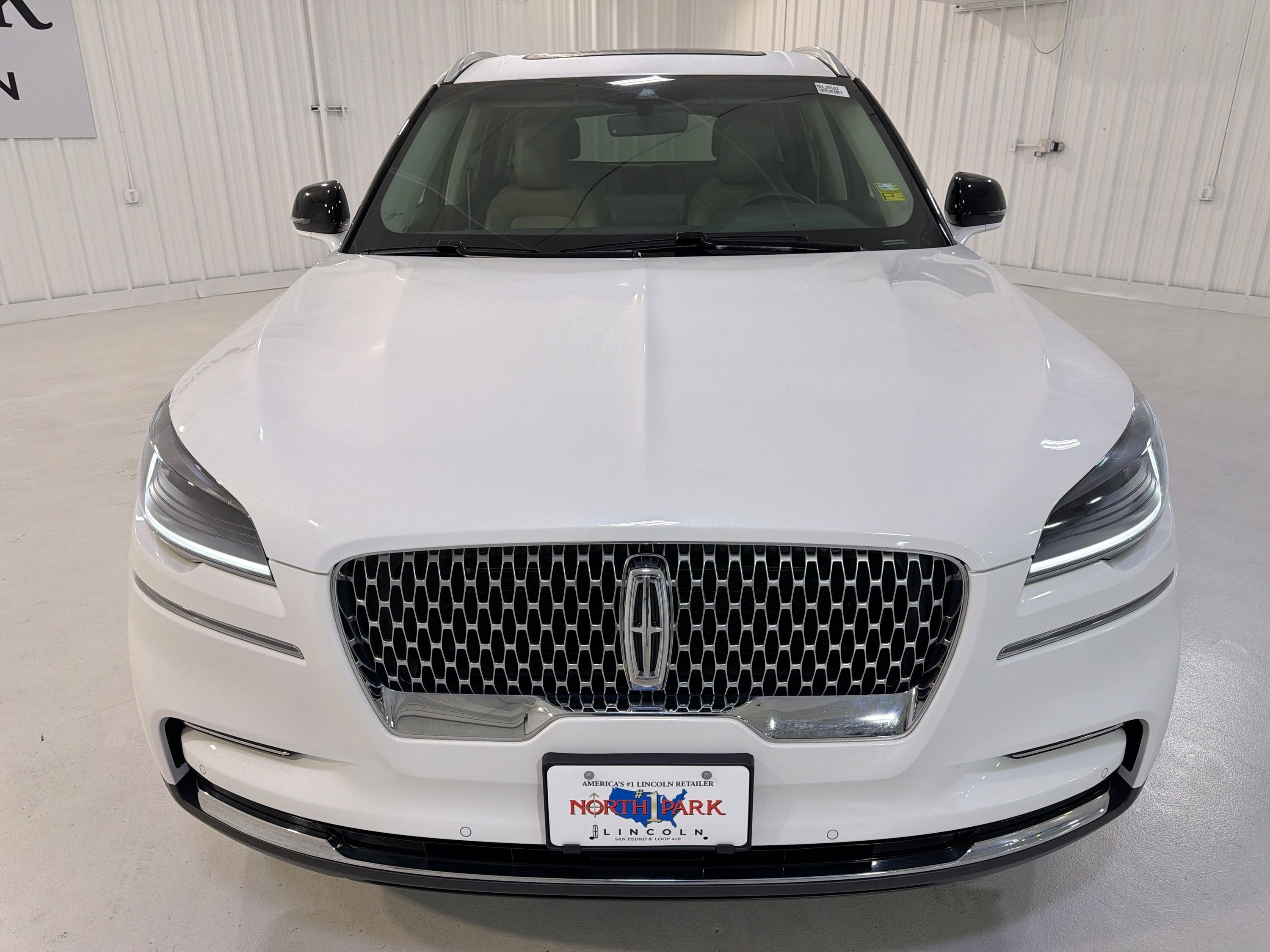 2023 Lincoln Aviator Standard