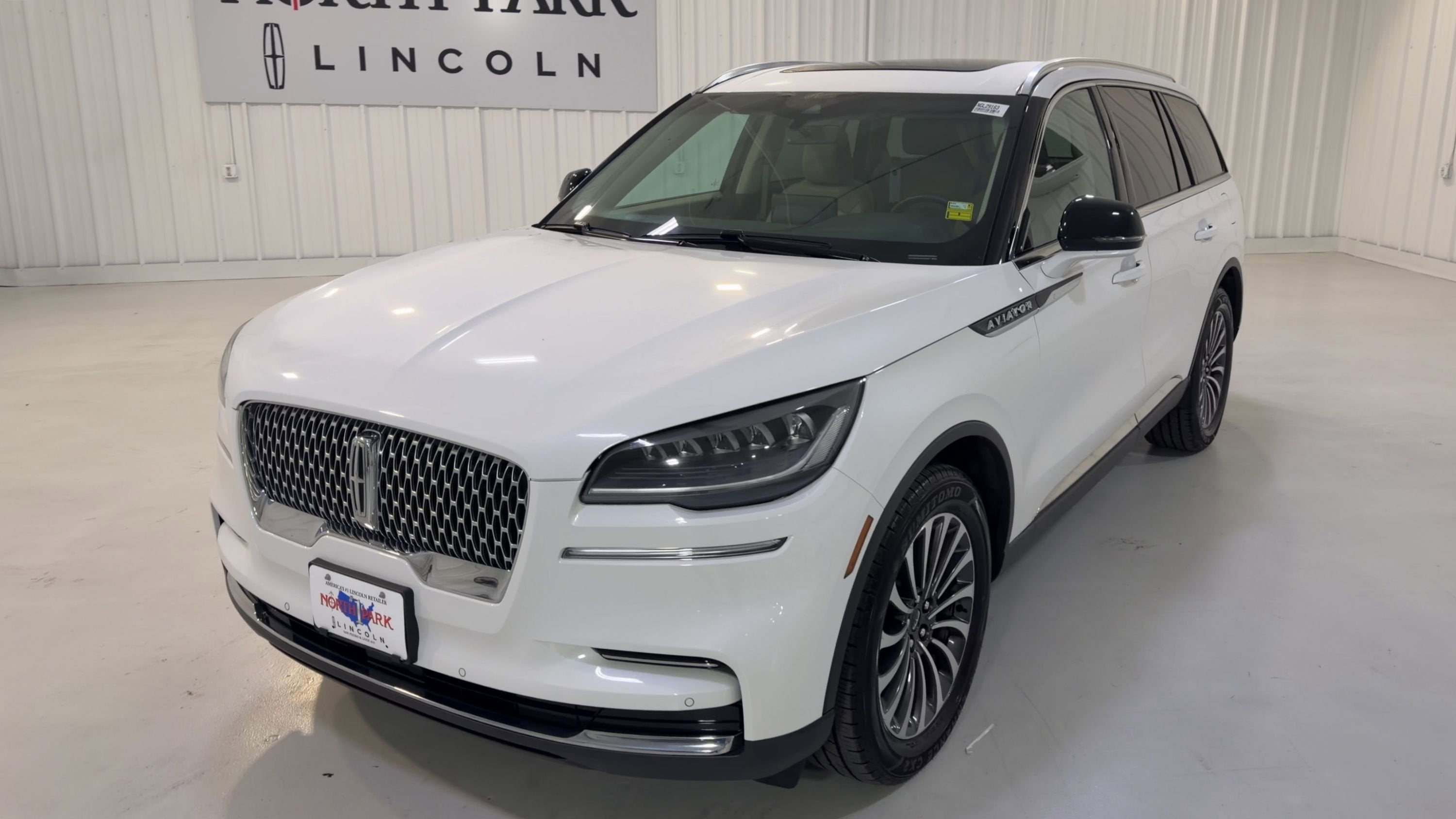 2023 Lincoln Aviator Standard