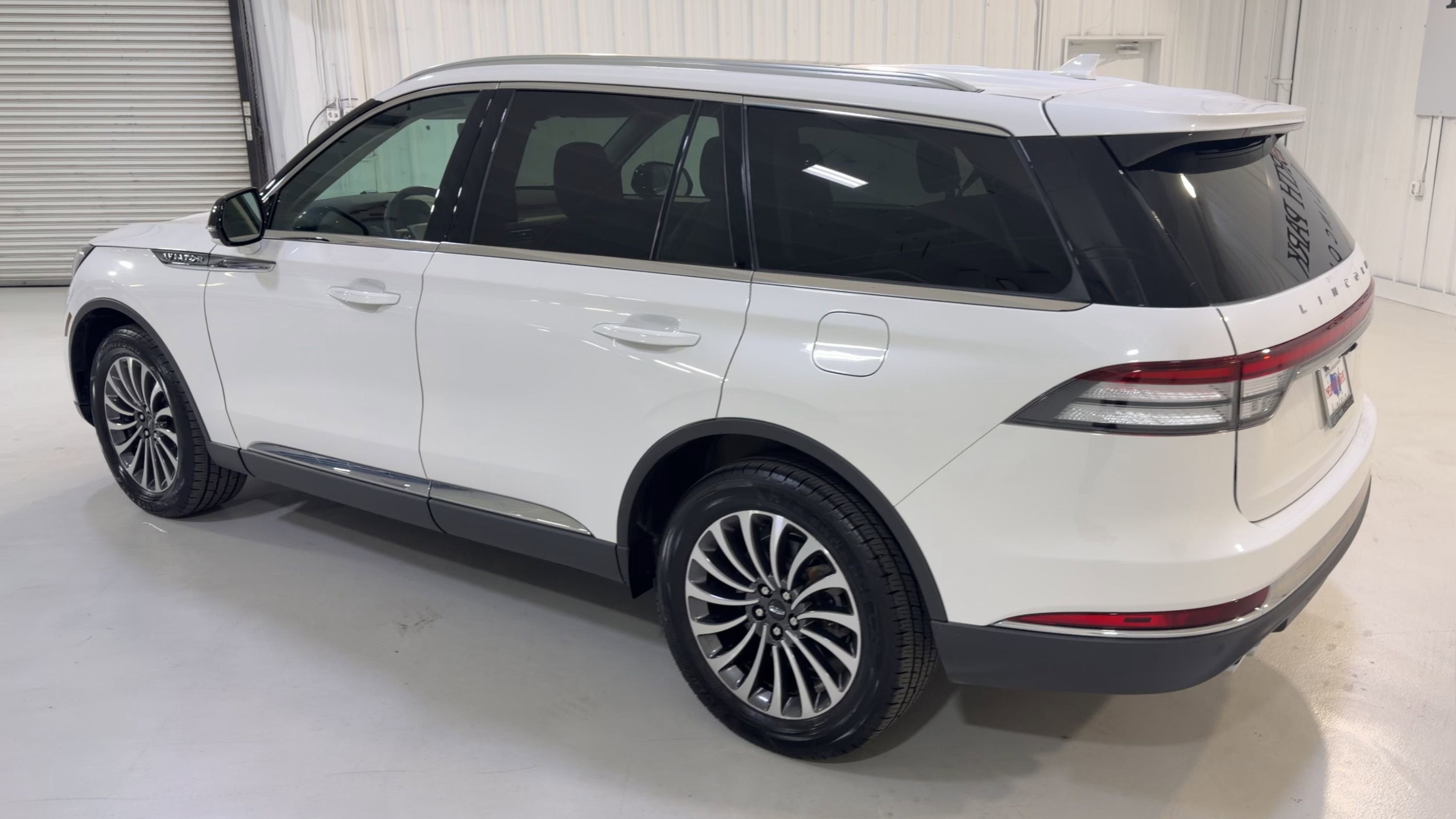 2023 Lincoln Aviator Standard
