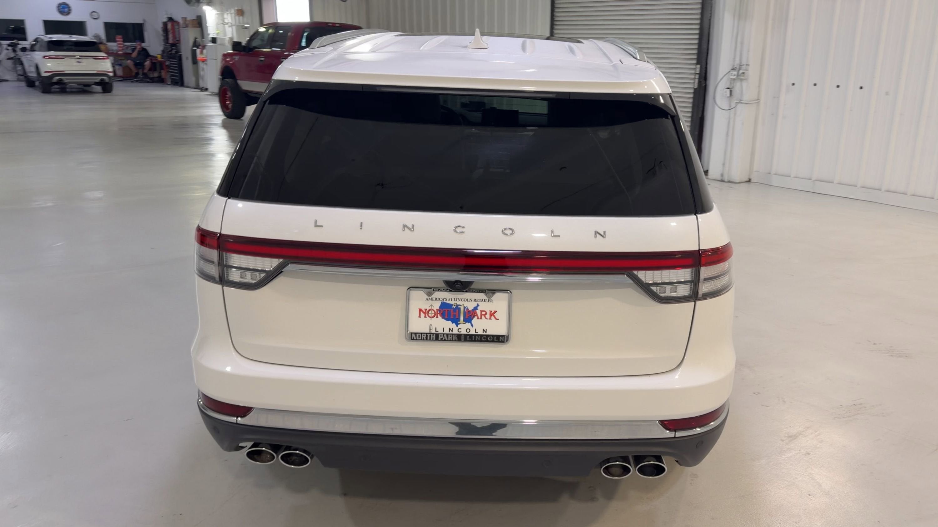 2023 Lincoln Aviator Standard