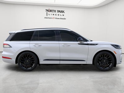 2027 Lincoln Aviator Reserve