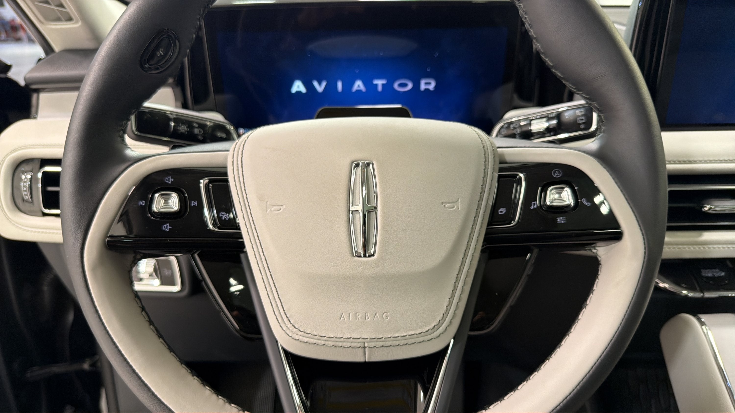 2027 Lincoln Aviator Reserve