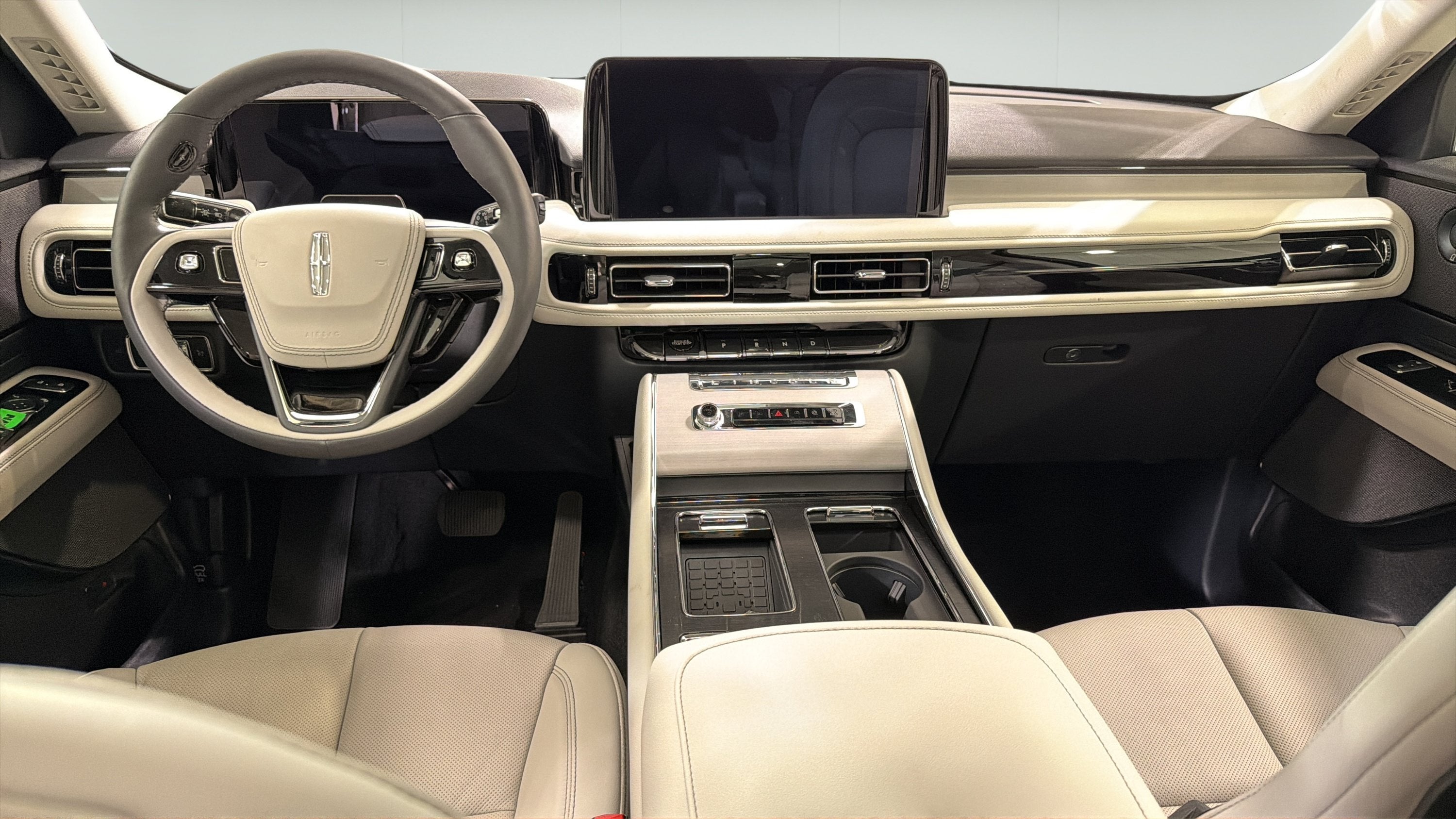 2027 Lincoln Aviator Reserve