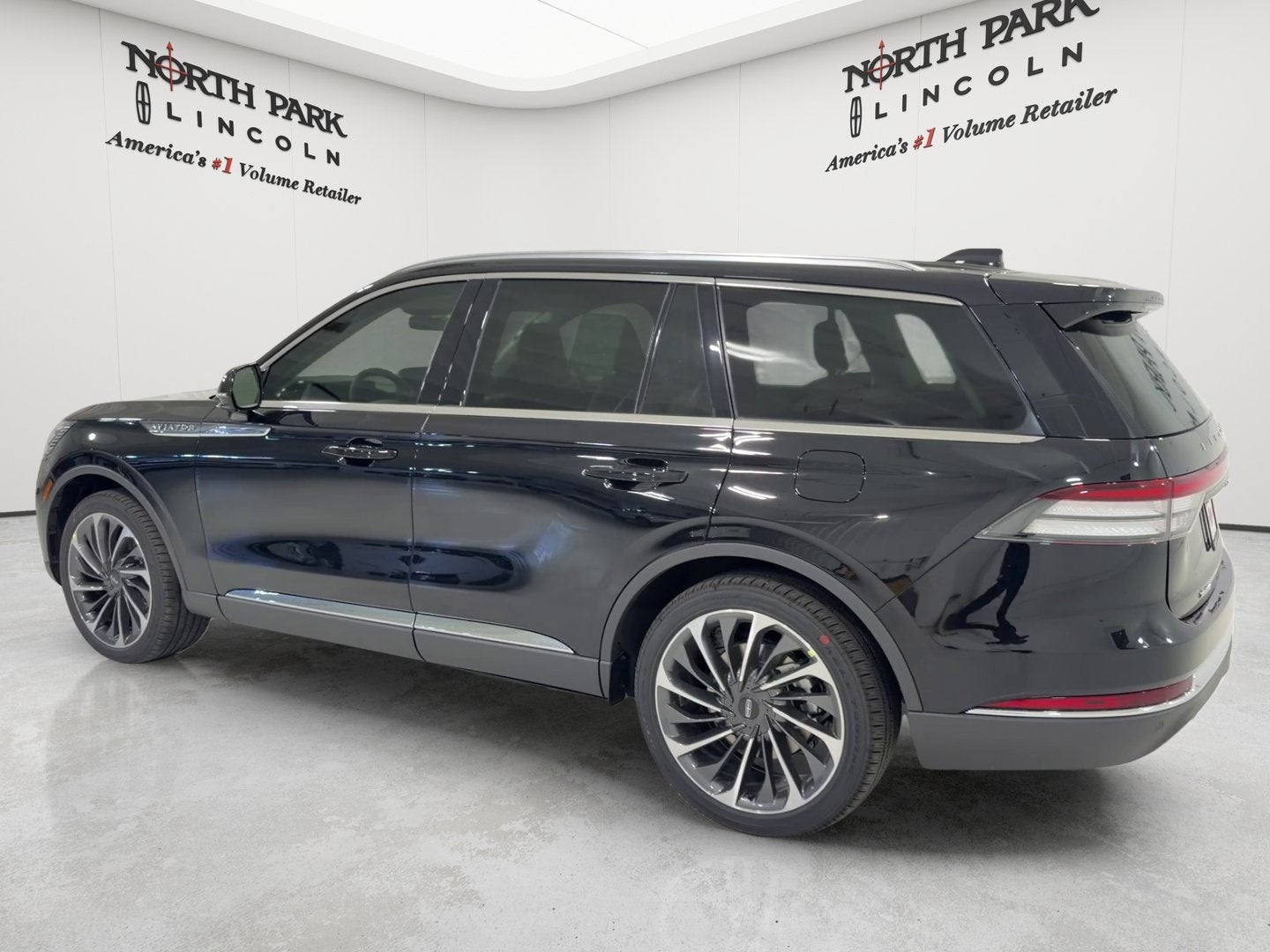 2027 Lincoln Aviator Reserve