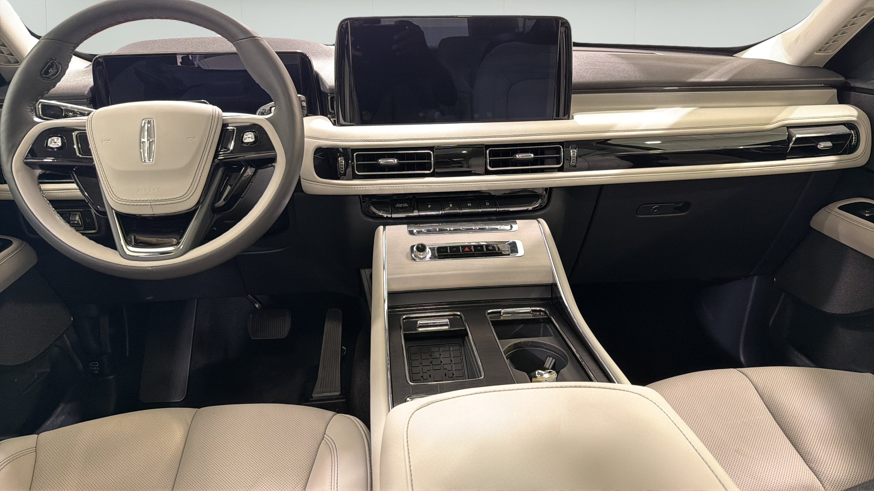 2027 Lincoln Aviator Reserve
