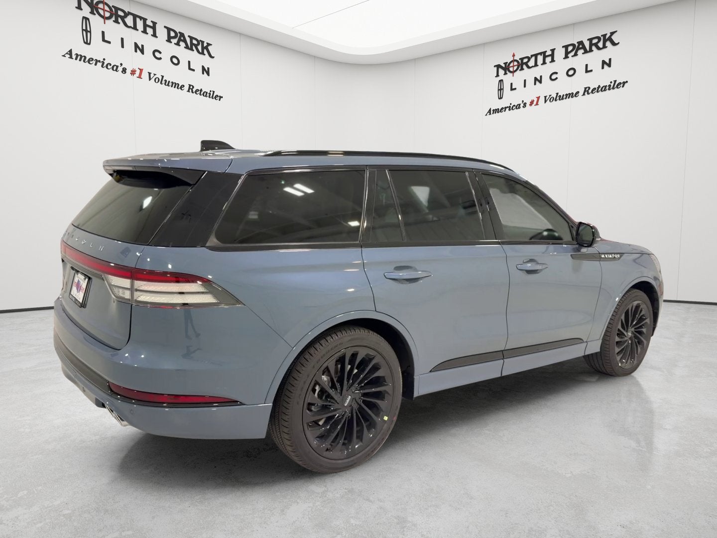 2027 Lincoln Aviator Reserve
