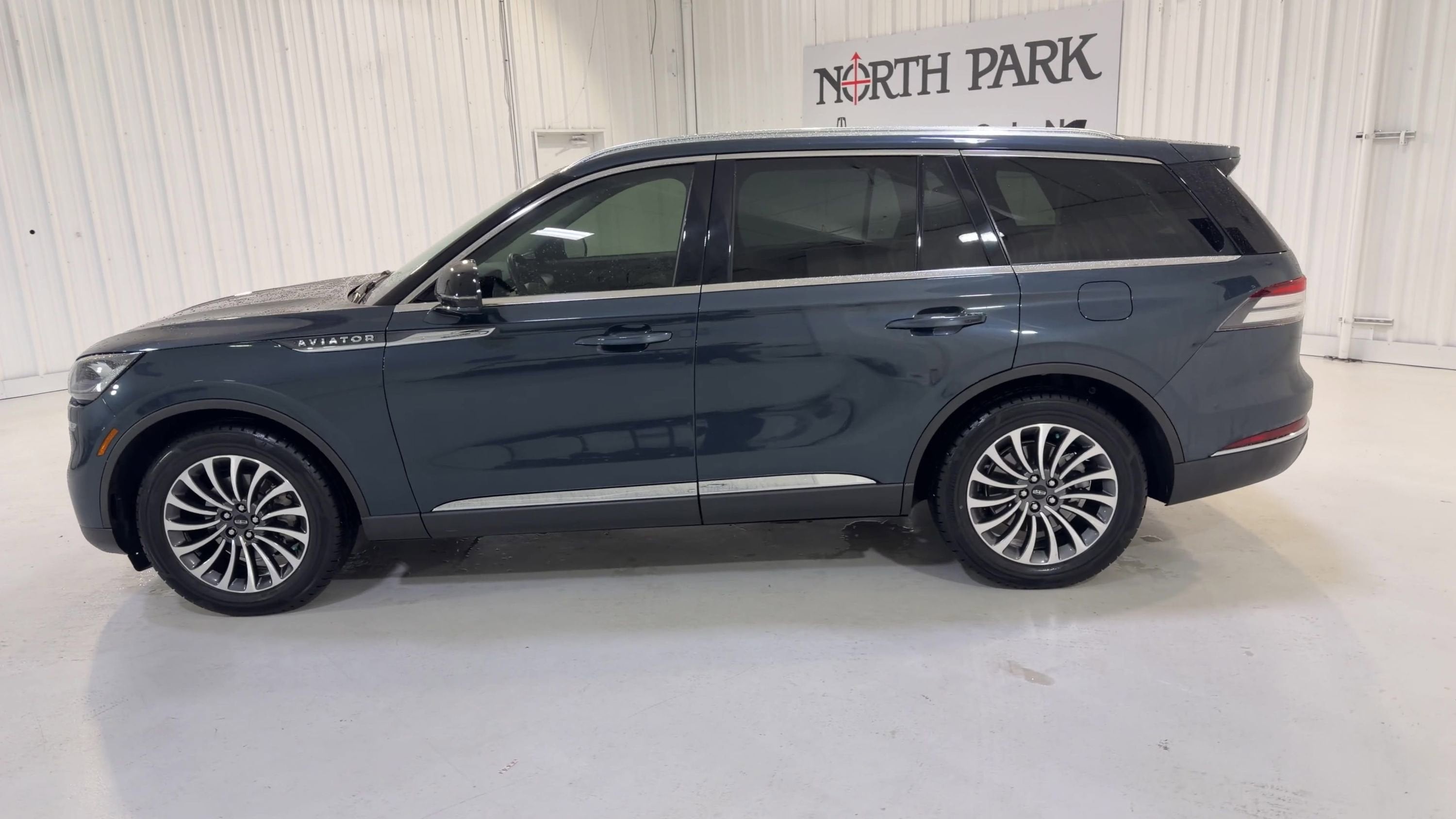 2022 Lincoln Aviator Reserve