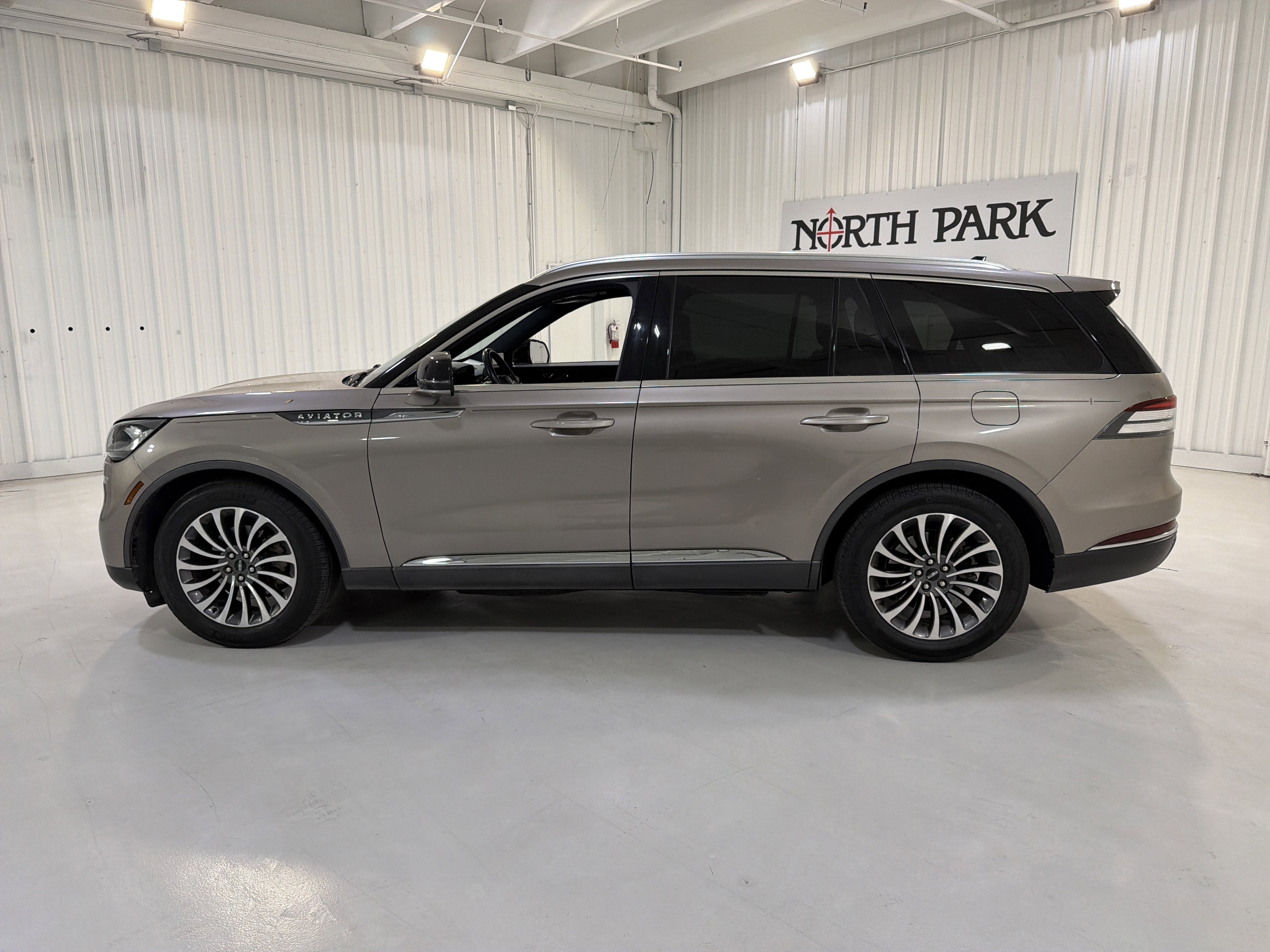 2021 Lincoln Aviator Reserve
