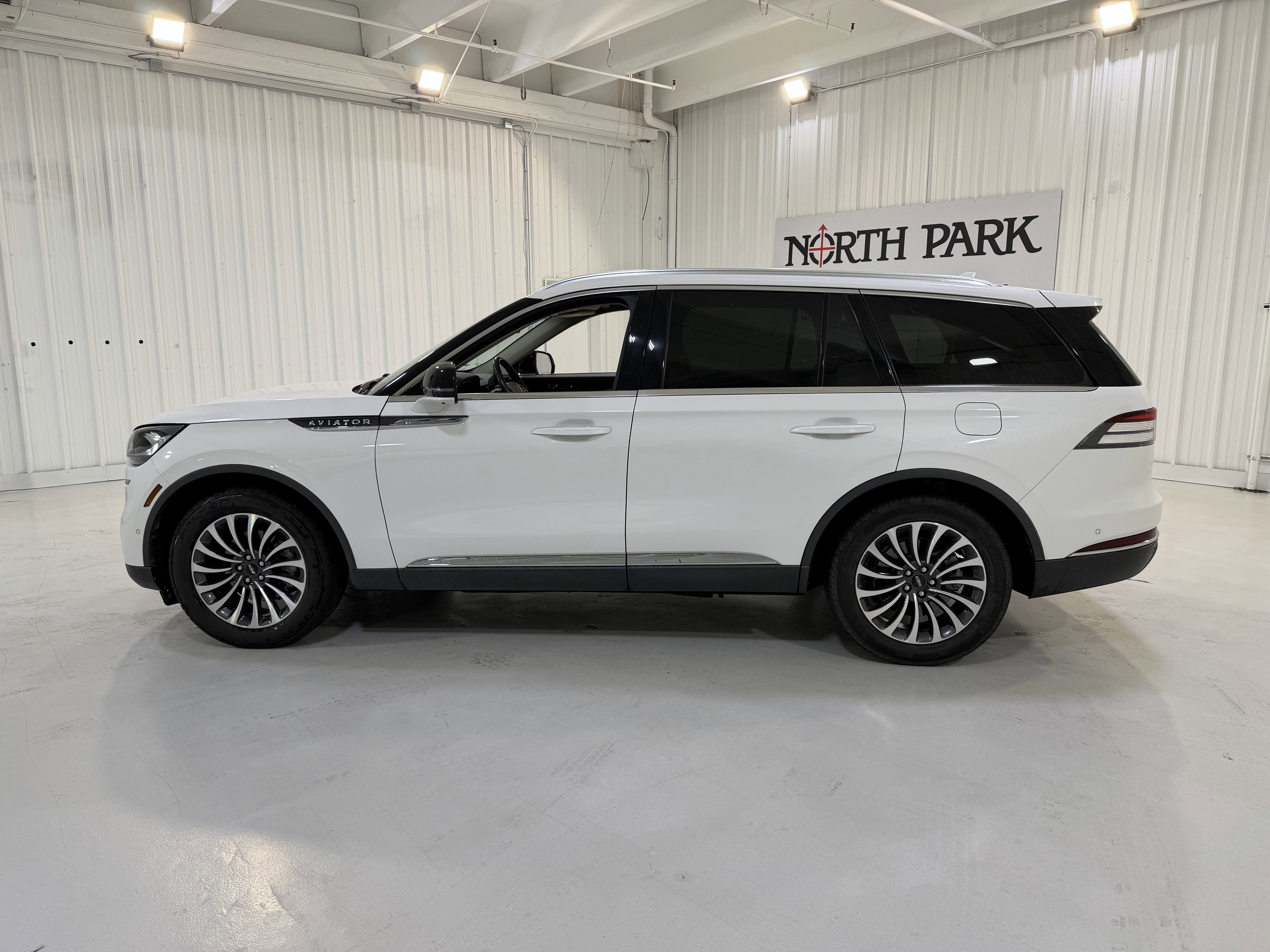 2022 Lincoln Aviator Reserve