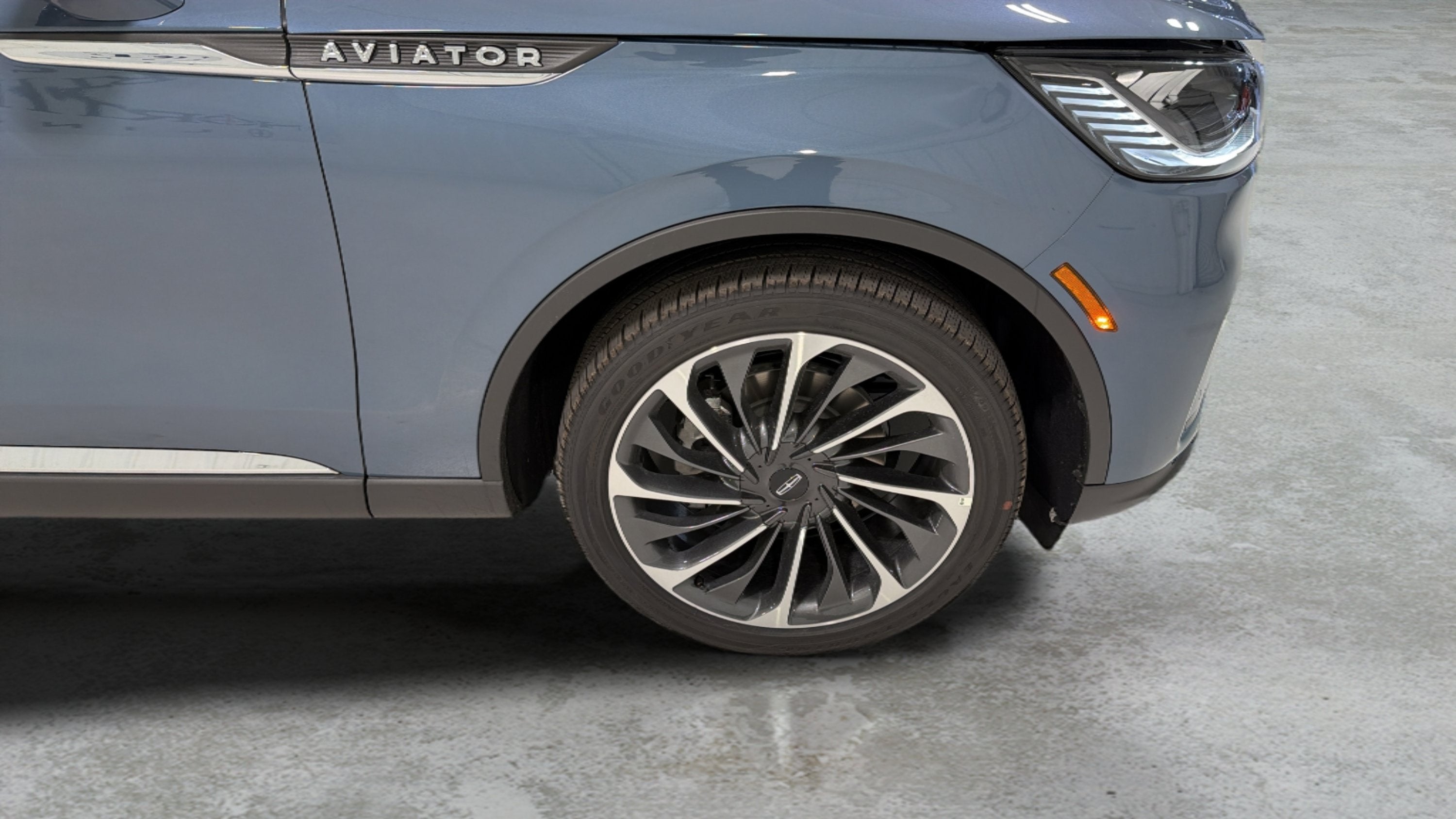 2027 Lincoln Aviator Reserve