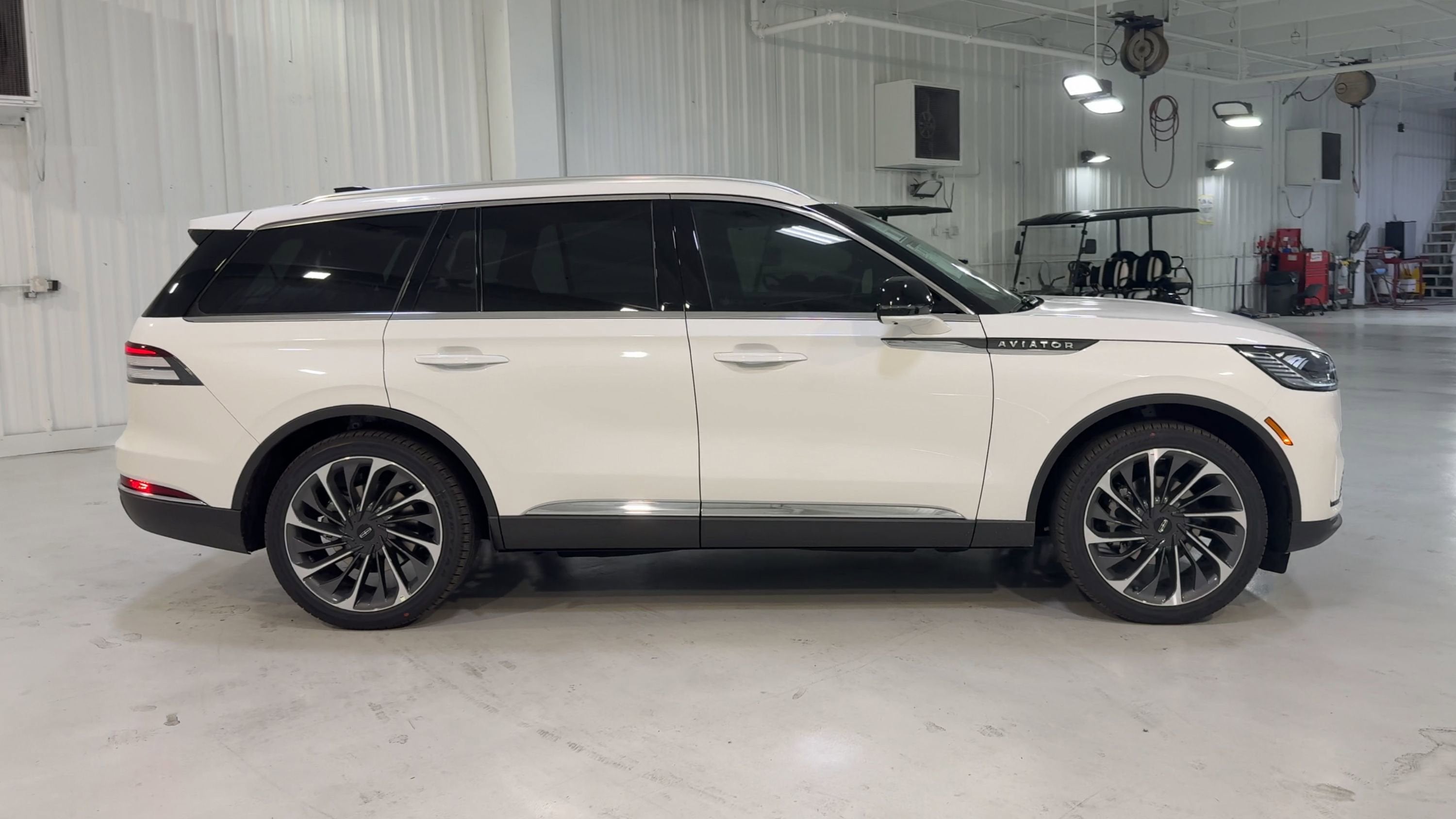 2025 Lincoln Aviator Reserve