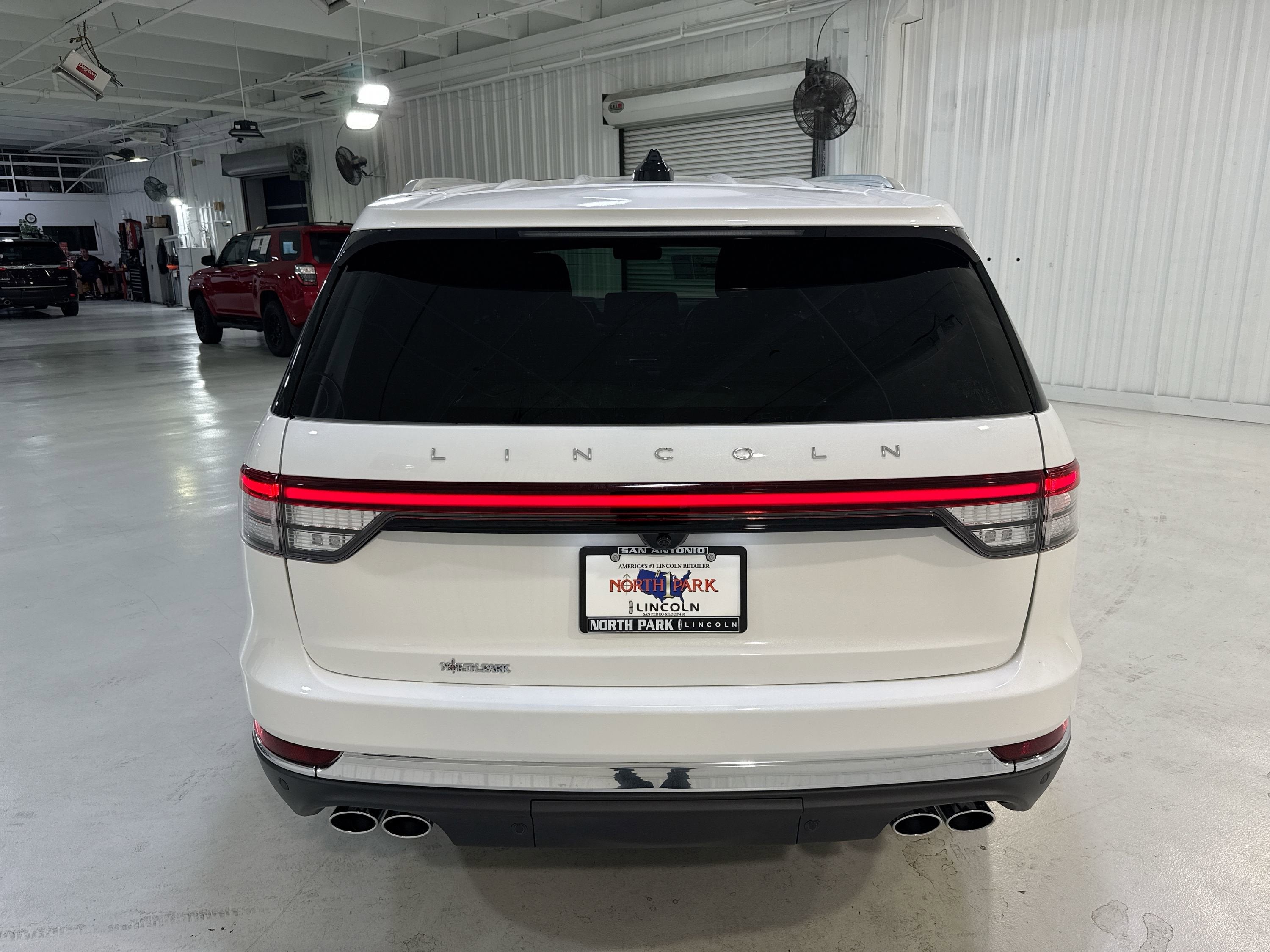 2025 Lincoln Aviator Reserve