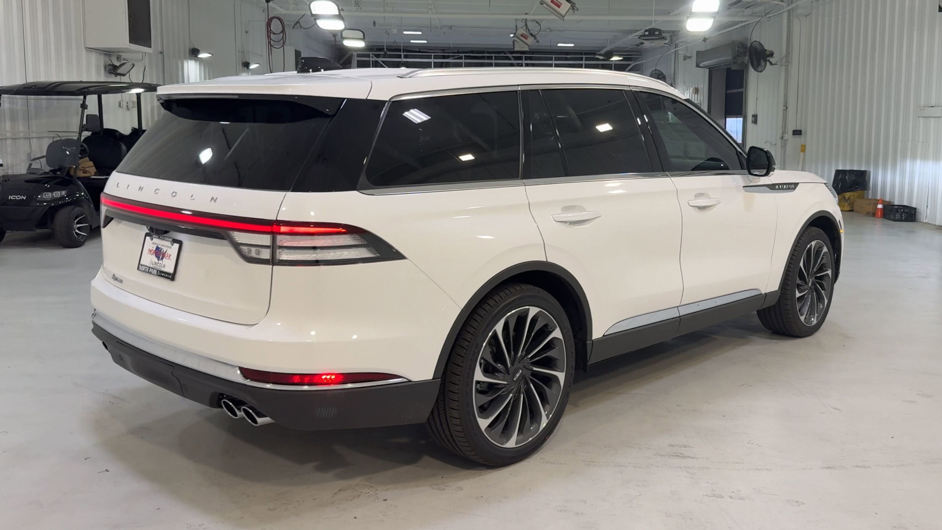 2025 Lincoln Aviator Reserve