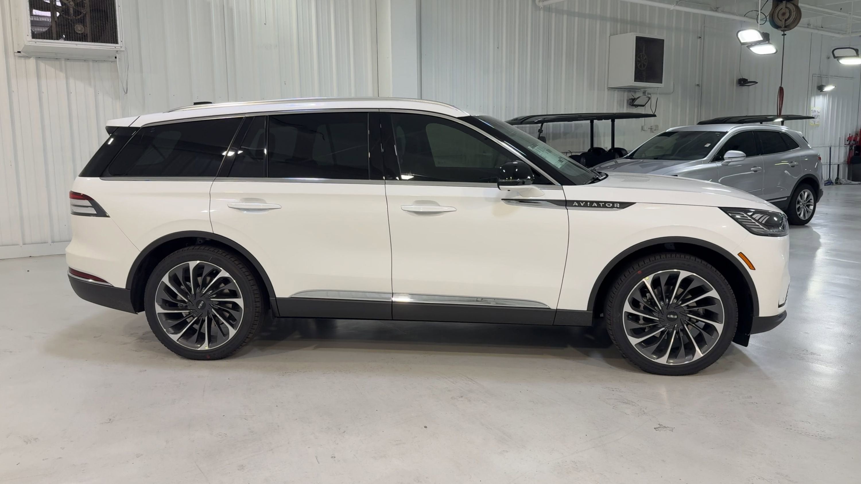 2025 Lincoln Aviator Reserve
