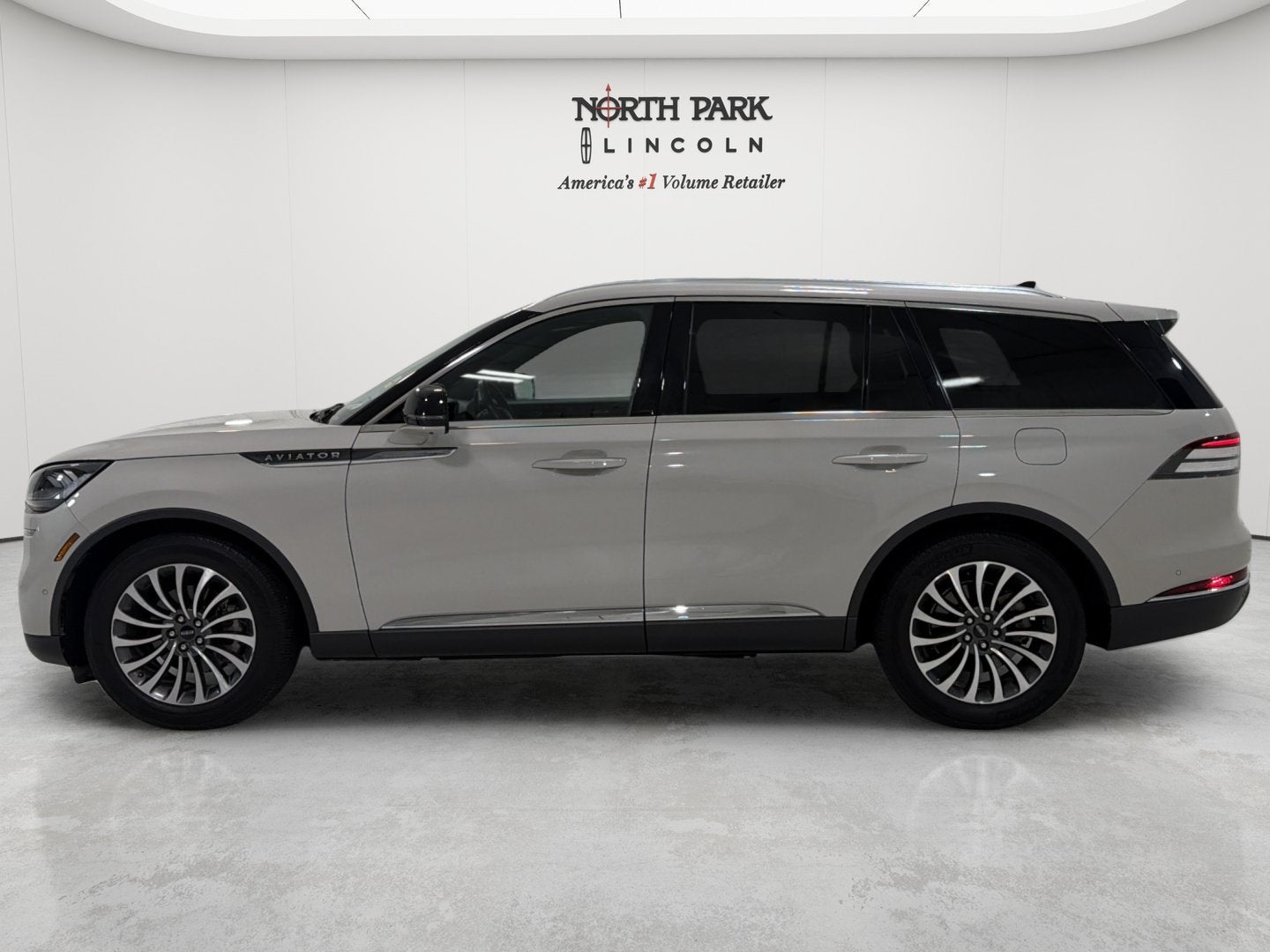 2022 Lincoln Aviator Reserve