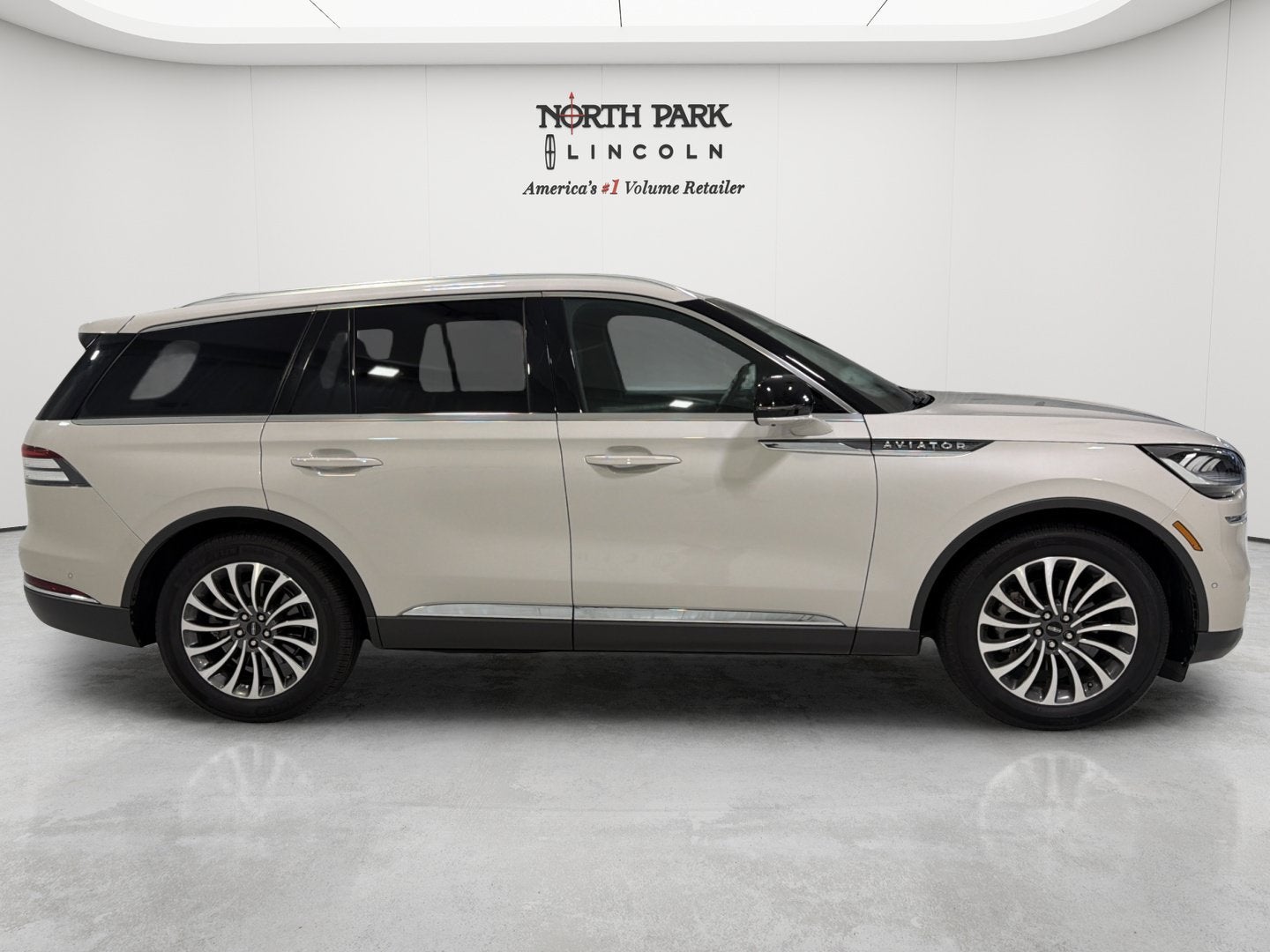 2022 Lincoln Aviator Reserve