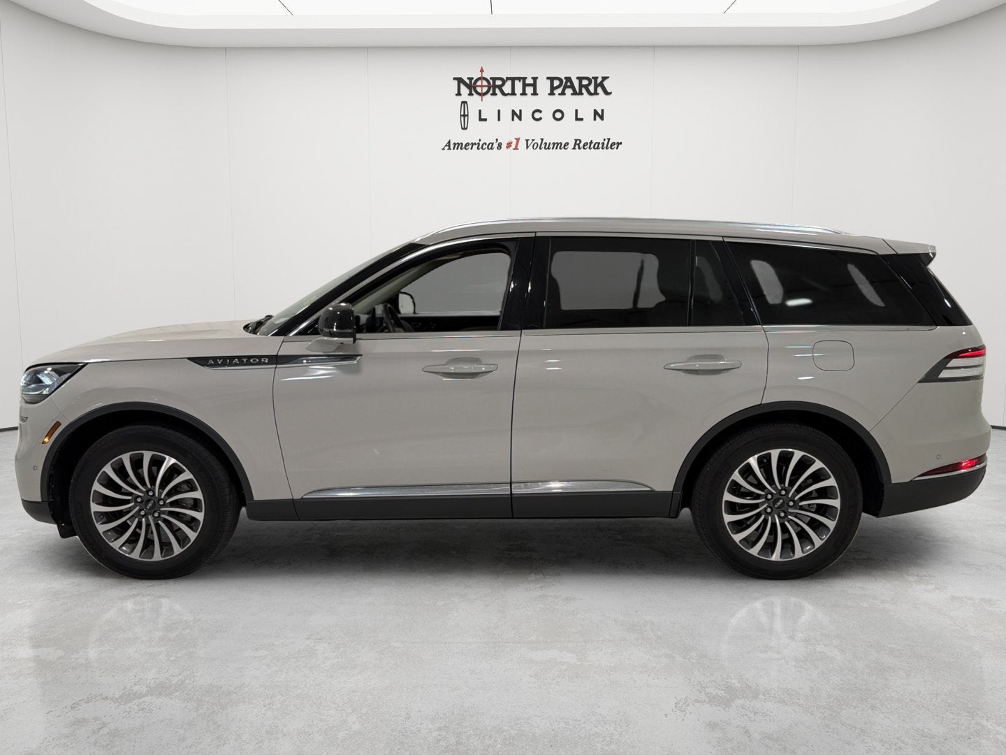 2022 Lincoln Aviator Reserve