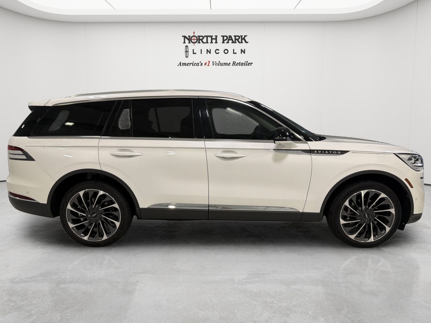 2023 Lincoln Aviator Reserve