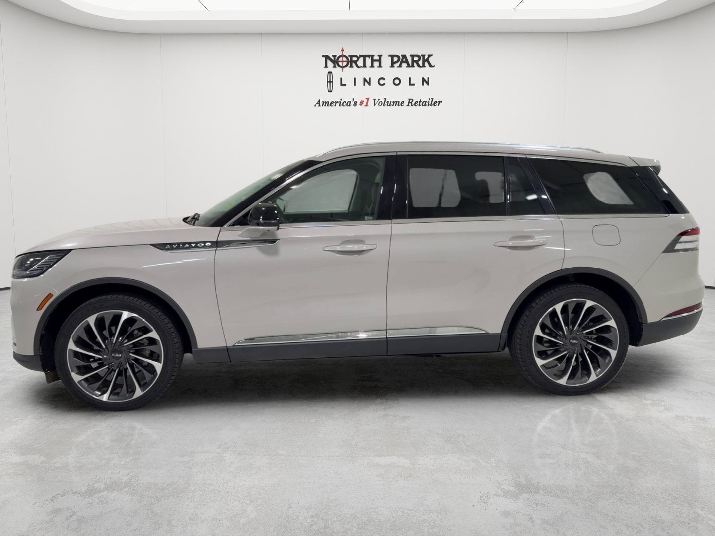 2025 Lincoln Aviator Reserve
