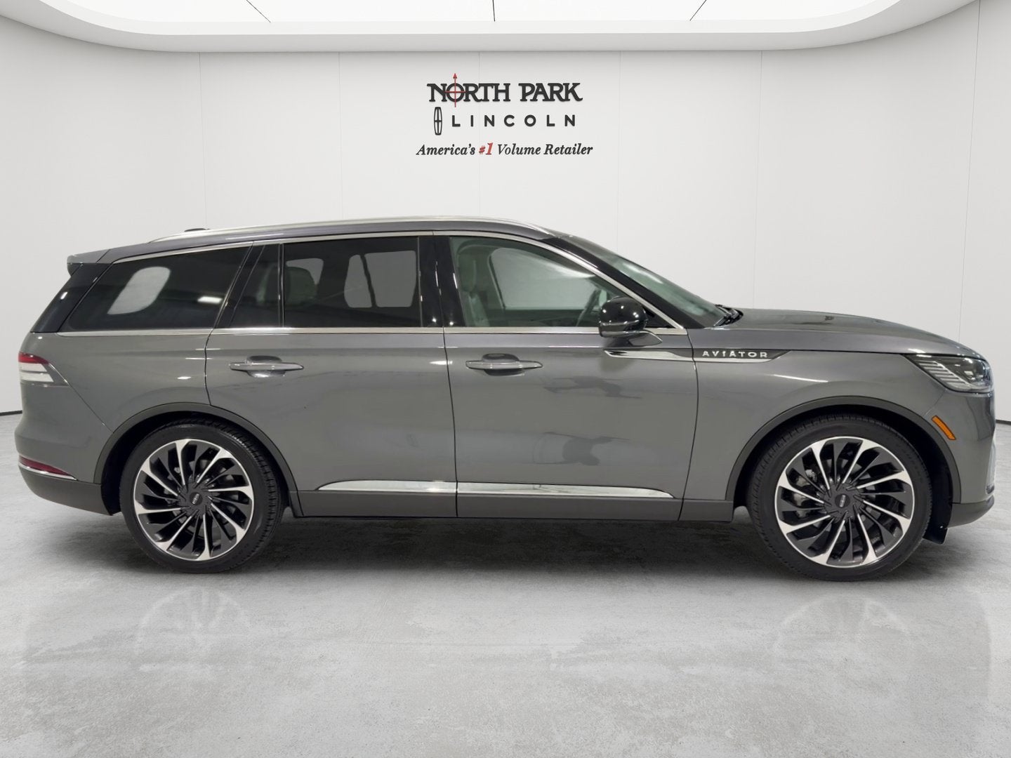 2025 Lincoln Aviator Reserve