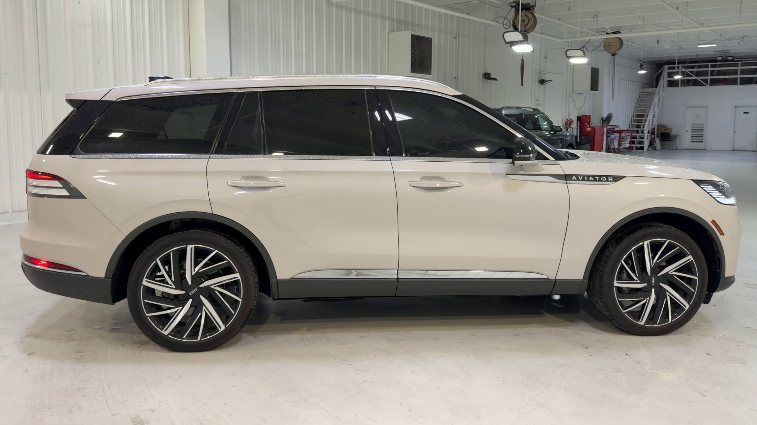 2025 Lincoln Aviator Reserve