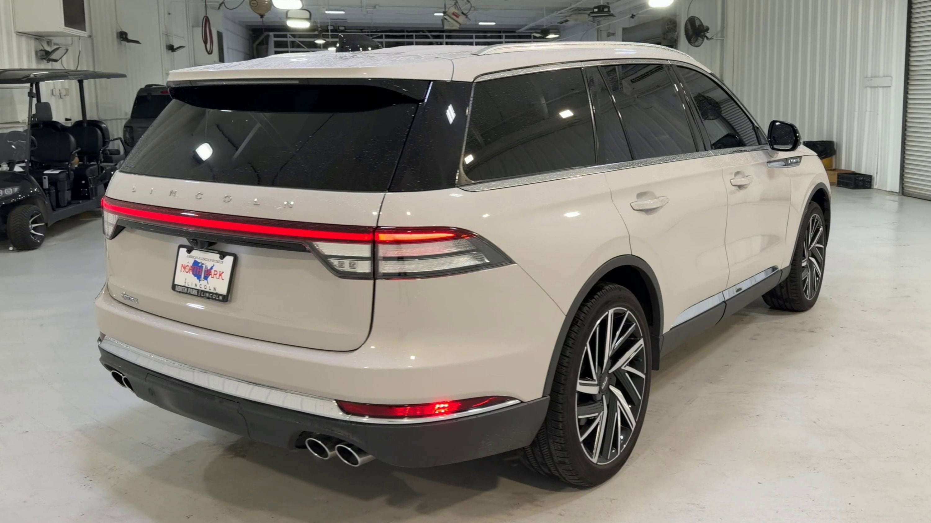 2025 Lincoln Aviator Reserve