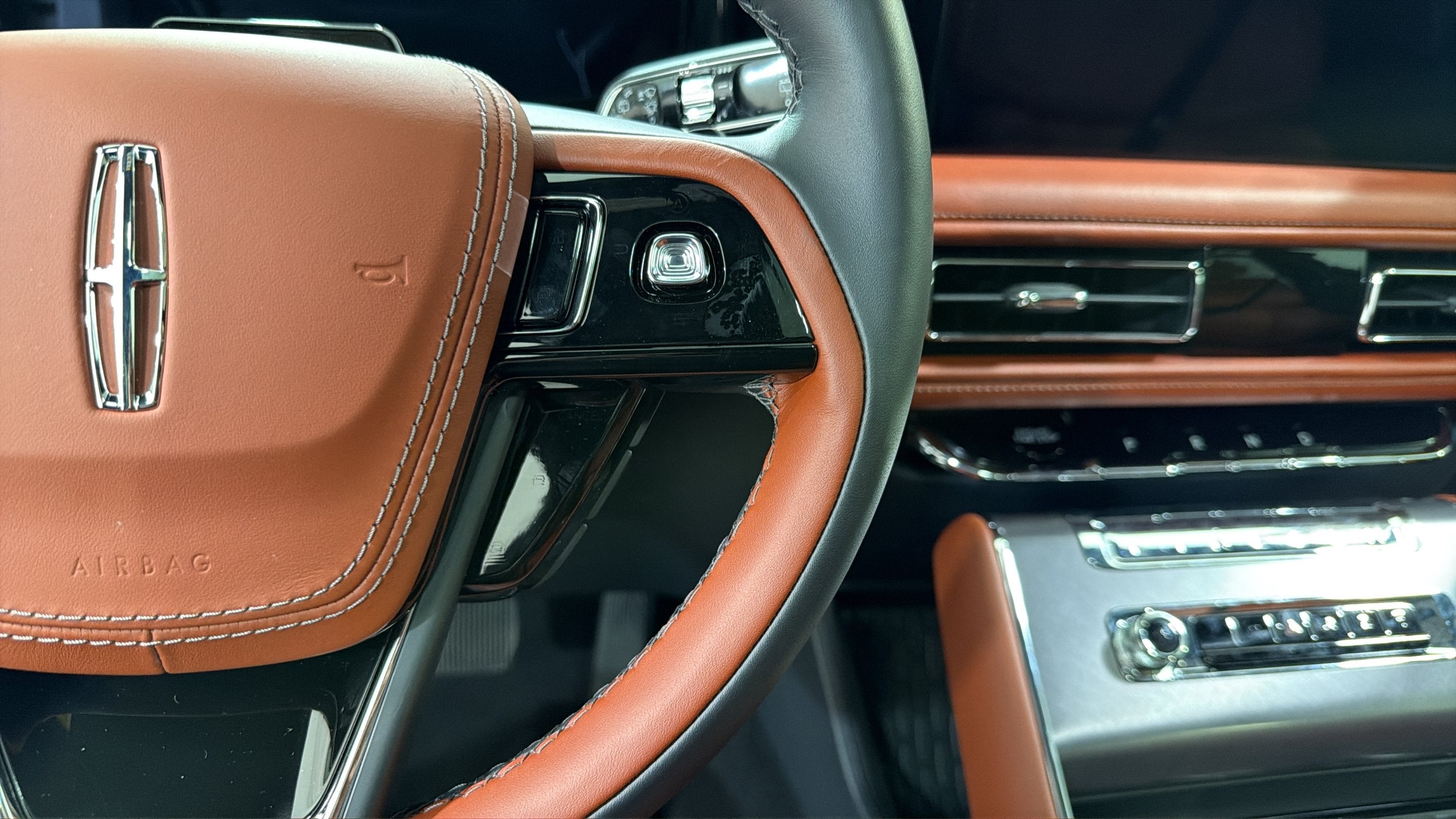 2027 Lincoln Aviator Reserve