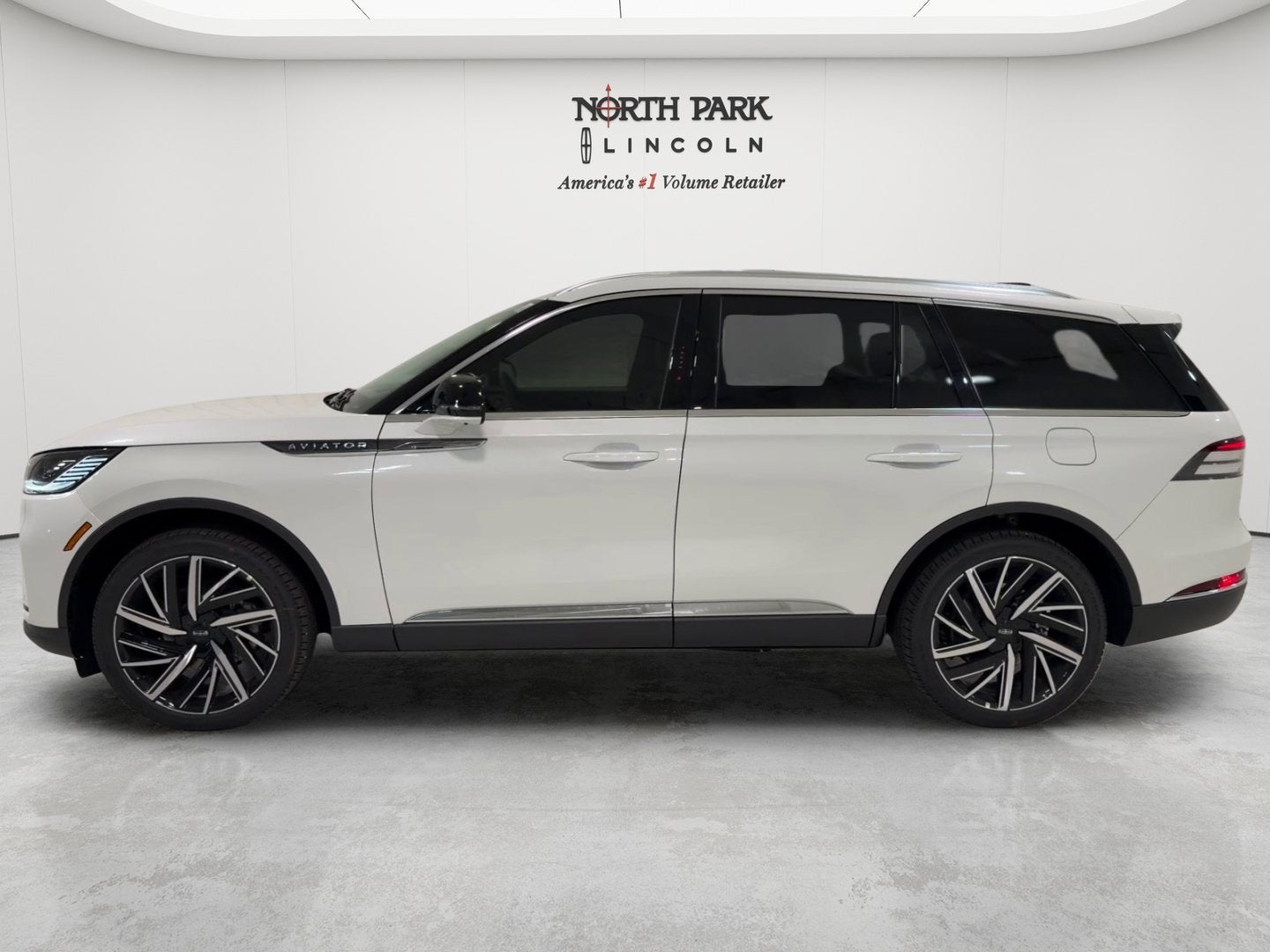 2027 Lincoln Aviator Reserve
