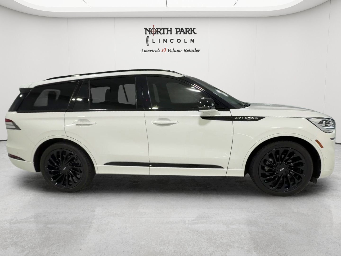 2023 Lincoln Aviator Black Label