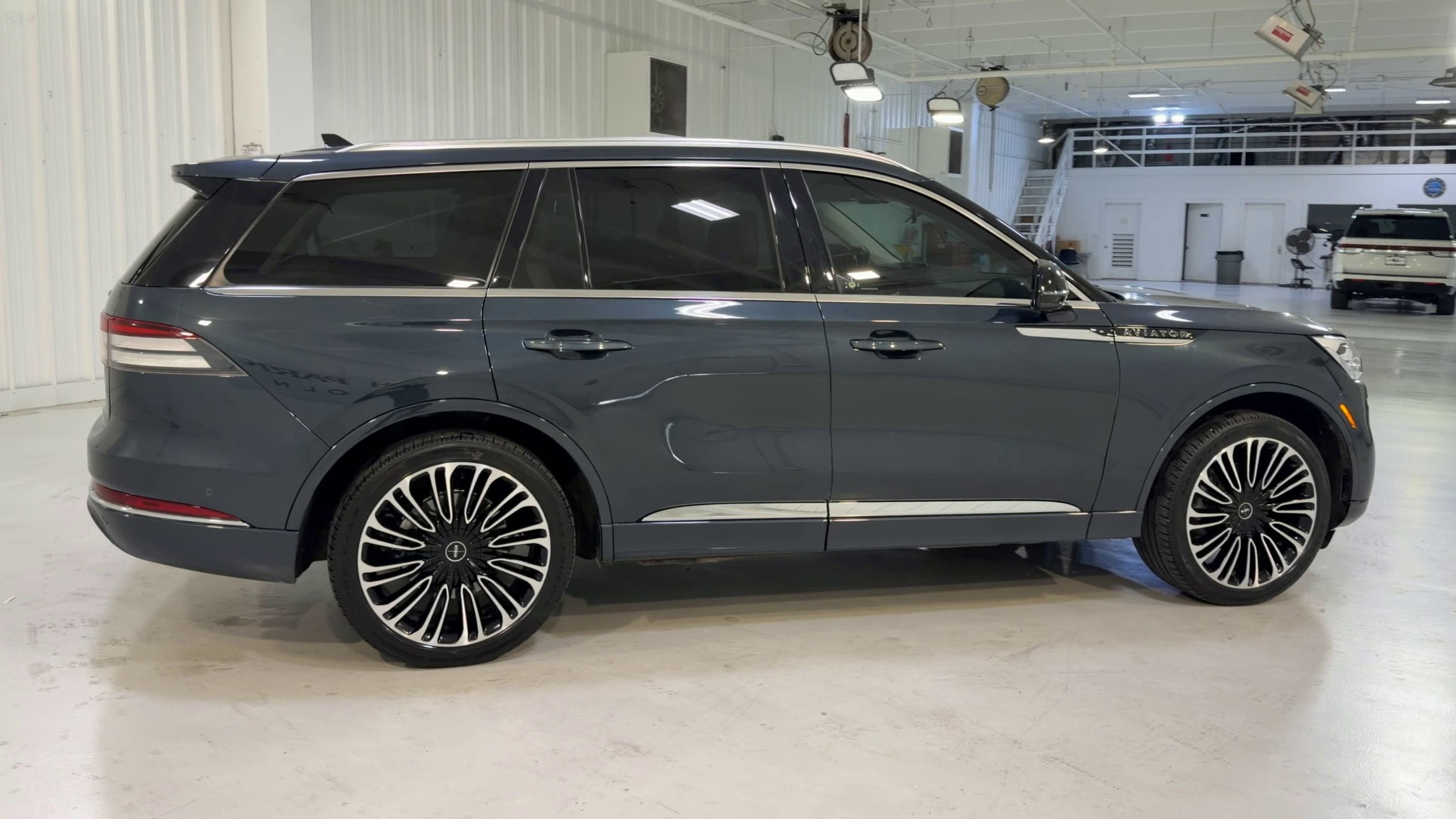 2024 Lincoln Aviator Black Label