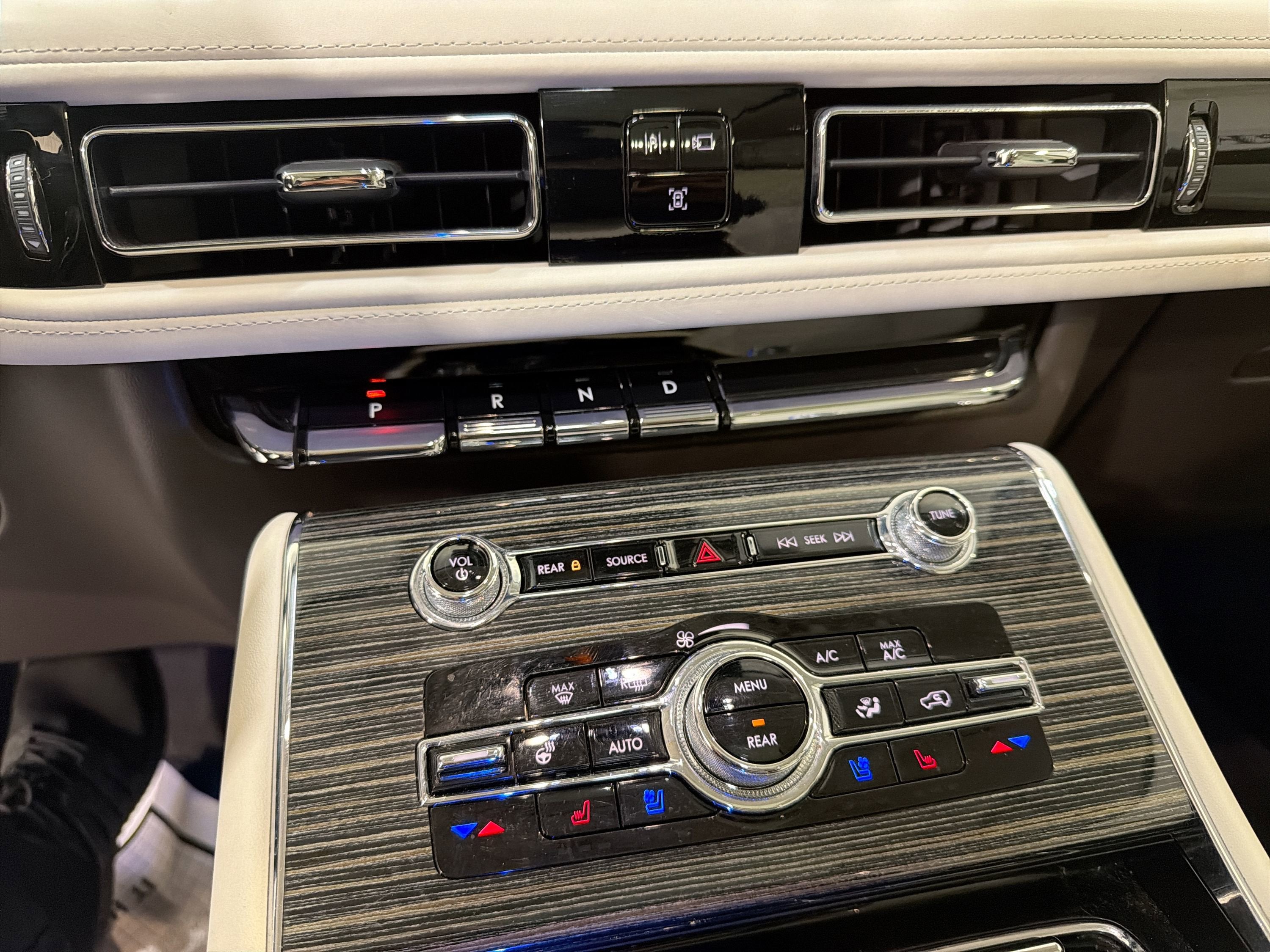 2024 Lincoln Aviator Black Label