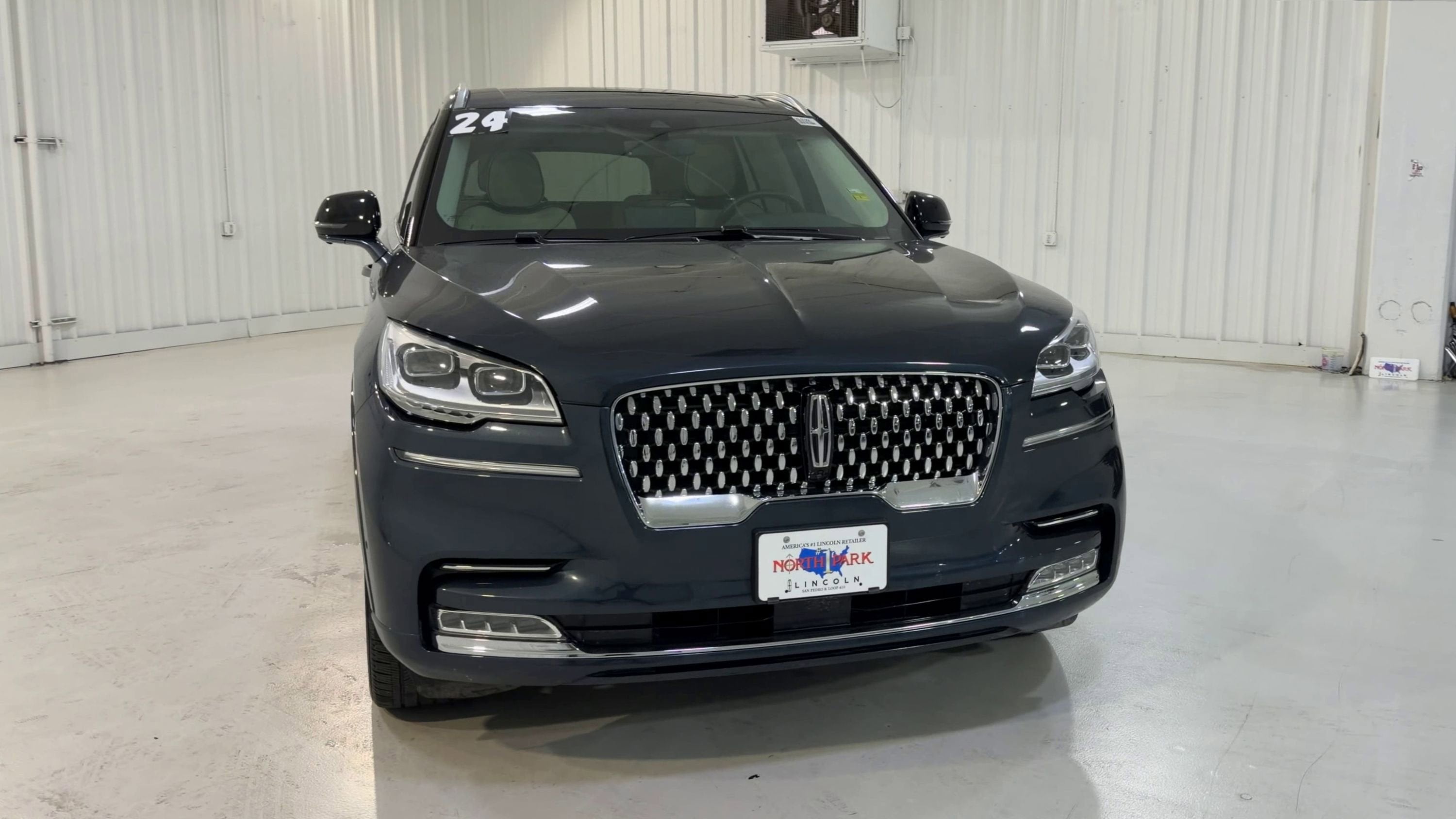 2024 Lincoln Aviator Black Label