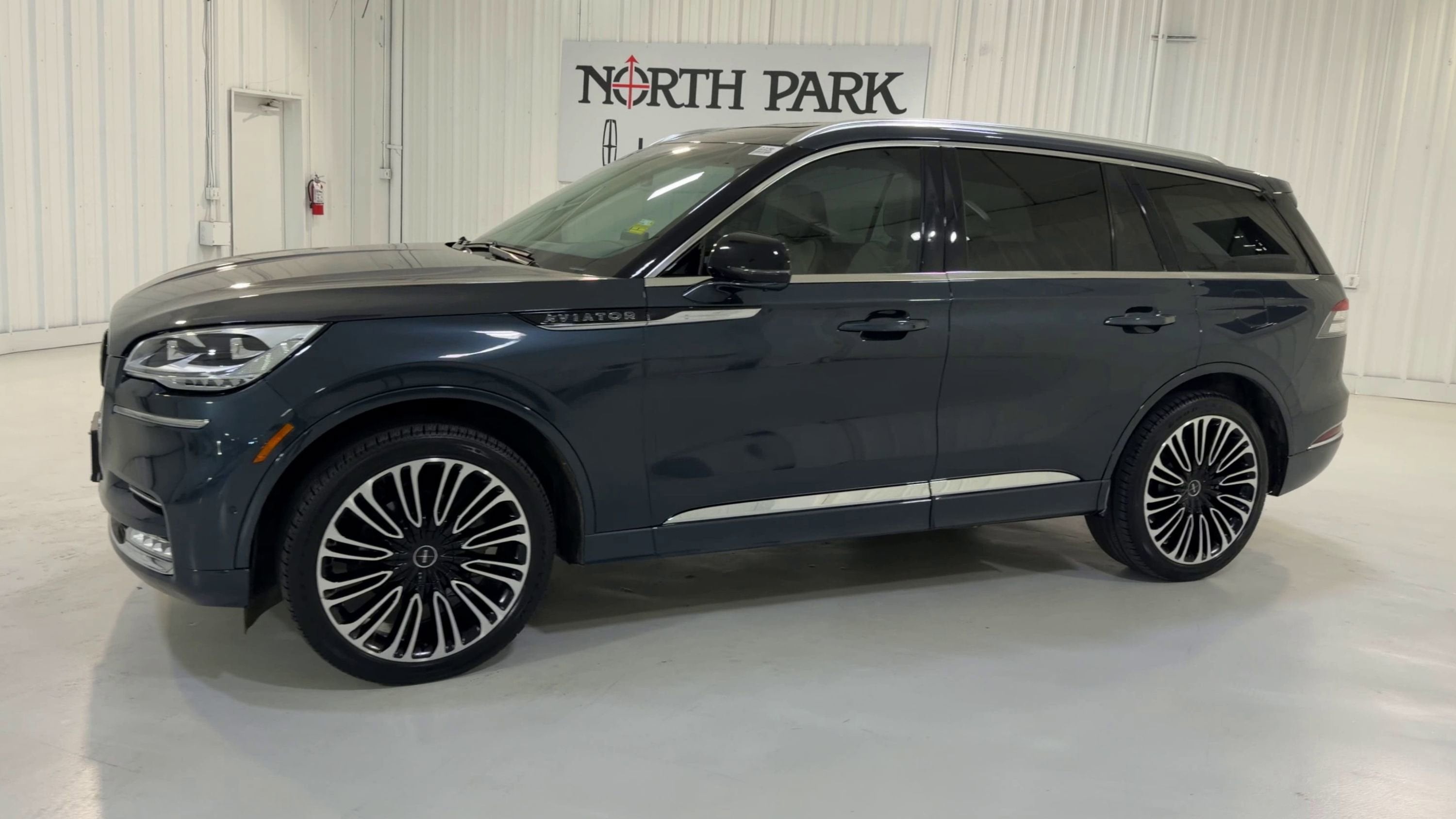 2024 Lincoln Aviator Black Label