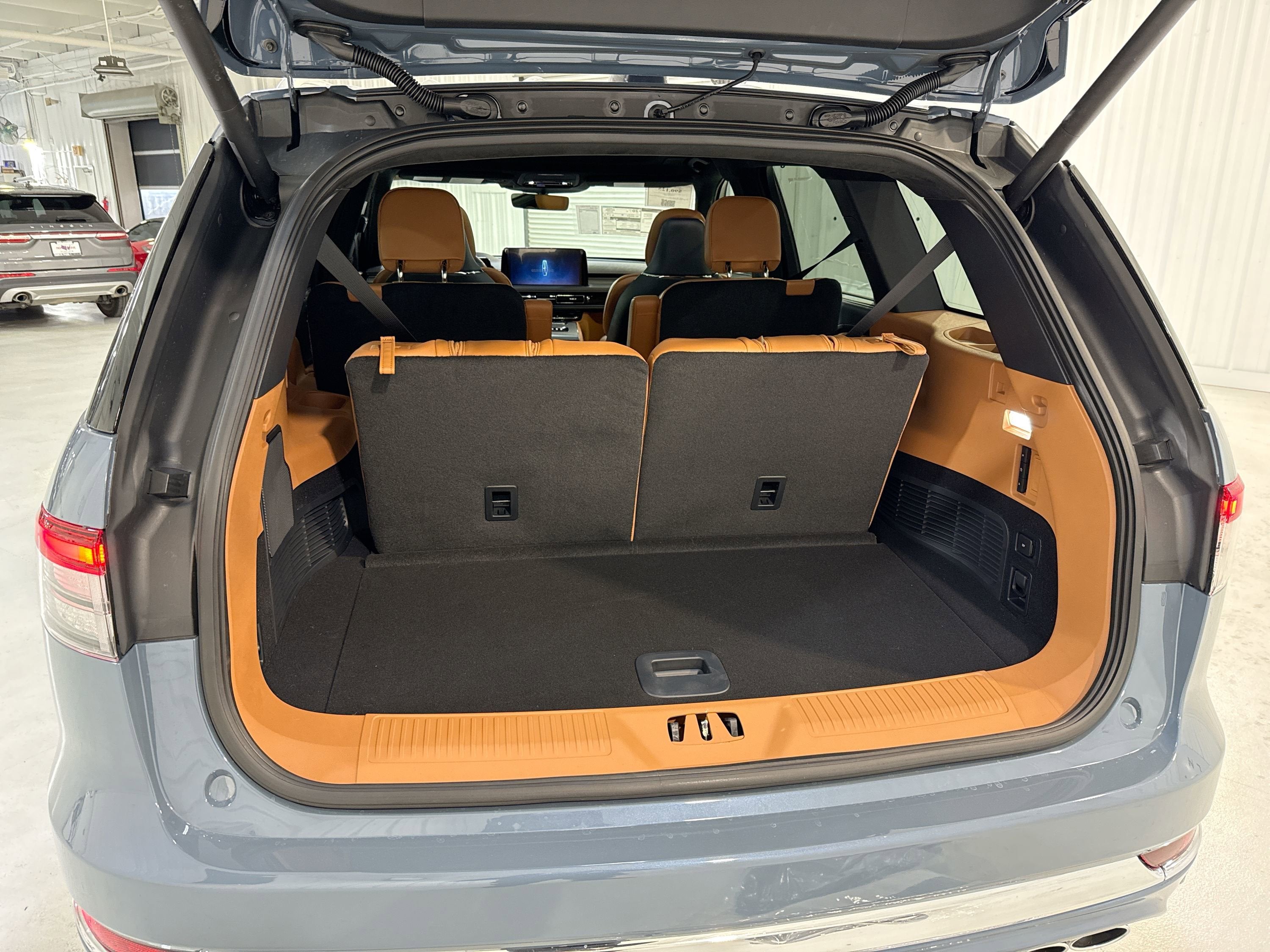 2025 Lincoln Aviator Black Label