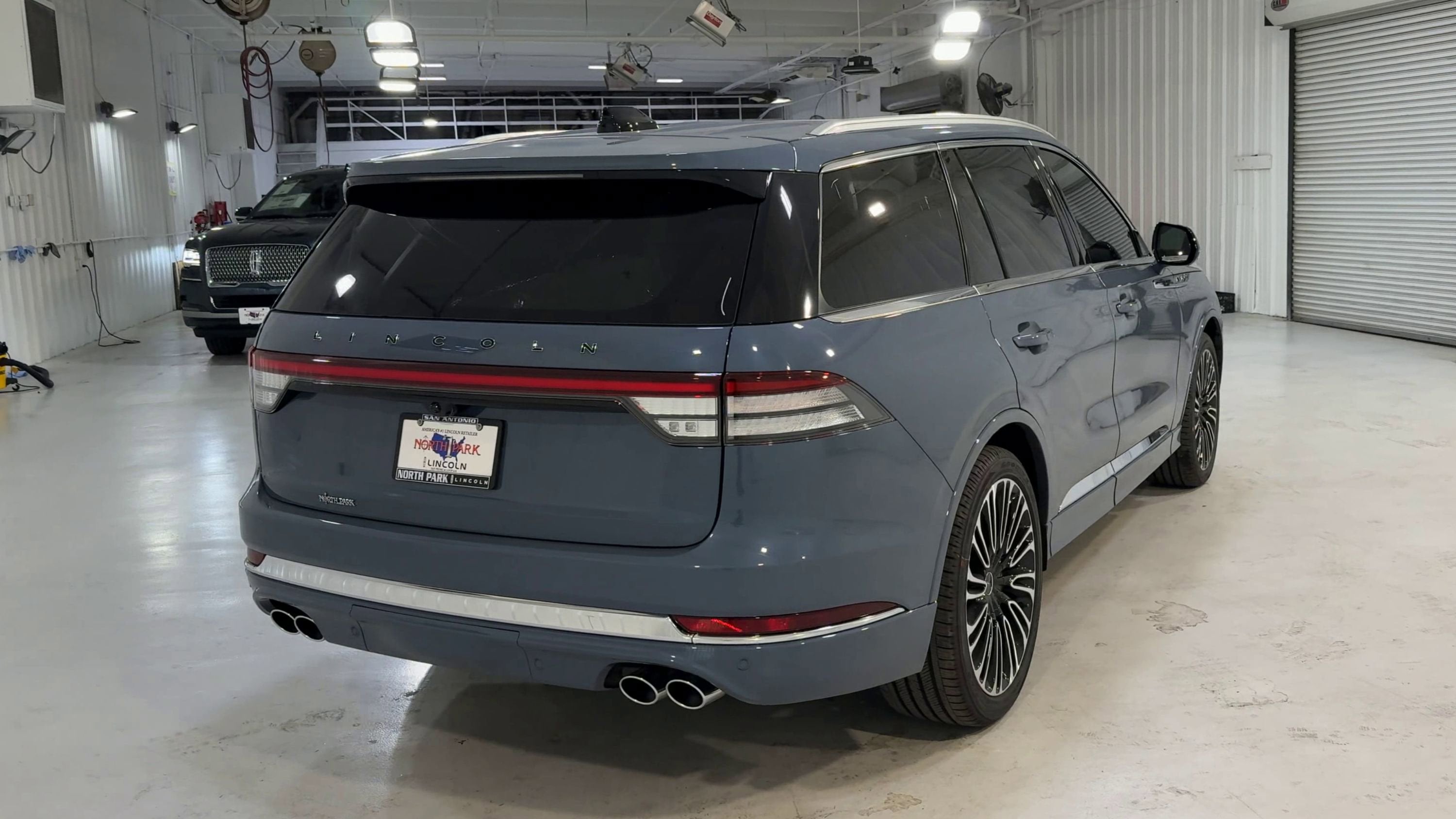 2025 Lincoln Aviator Black Label